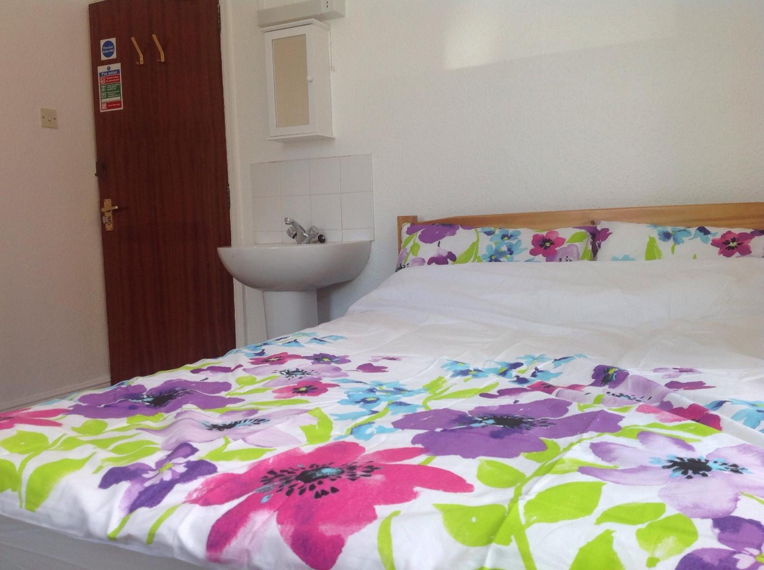 Clift Guest House