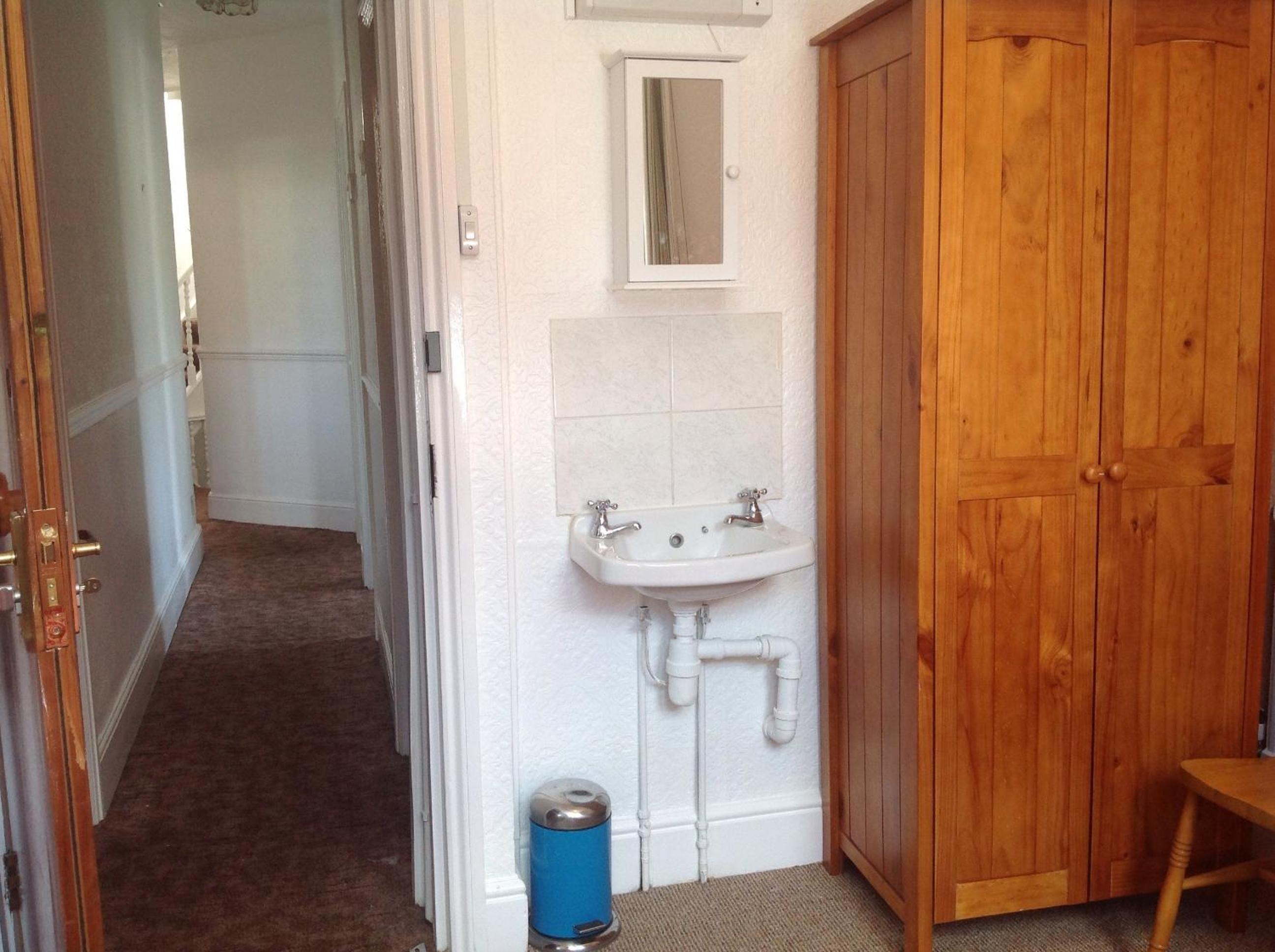 Clift Guest House