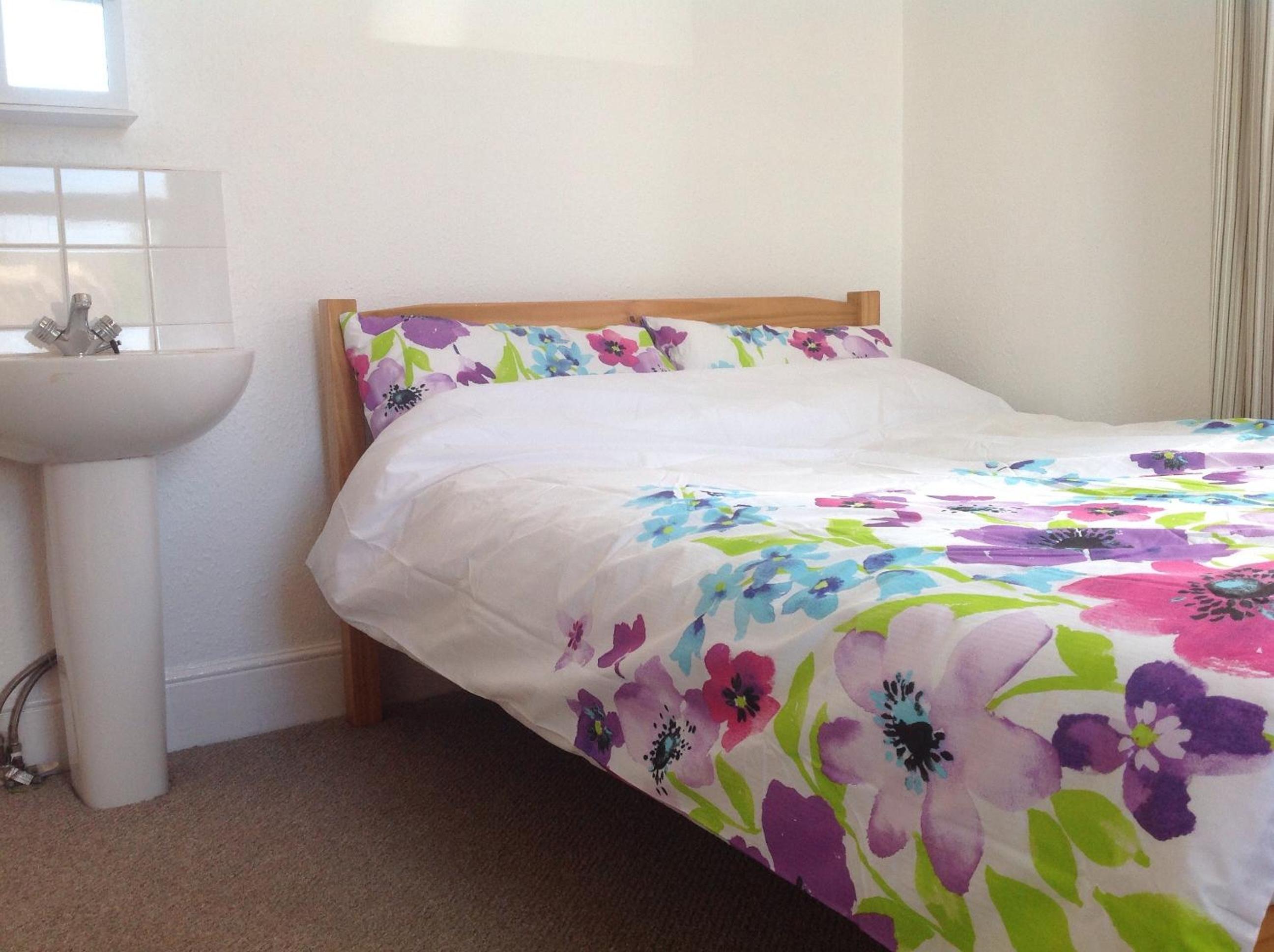 Clift Guest House