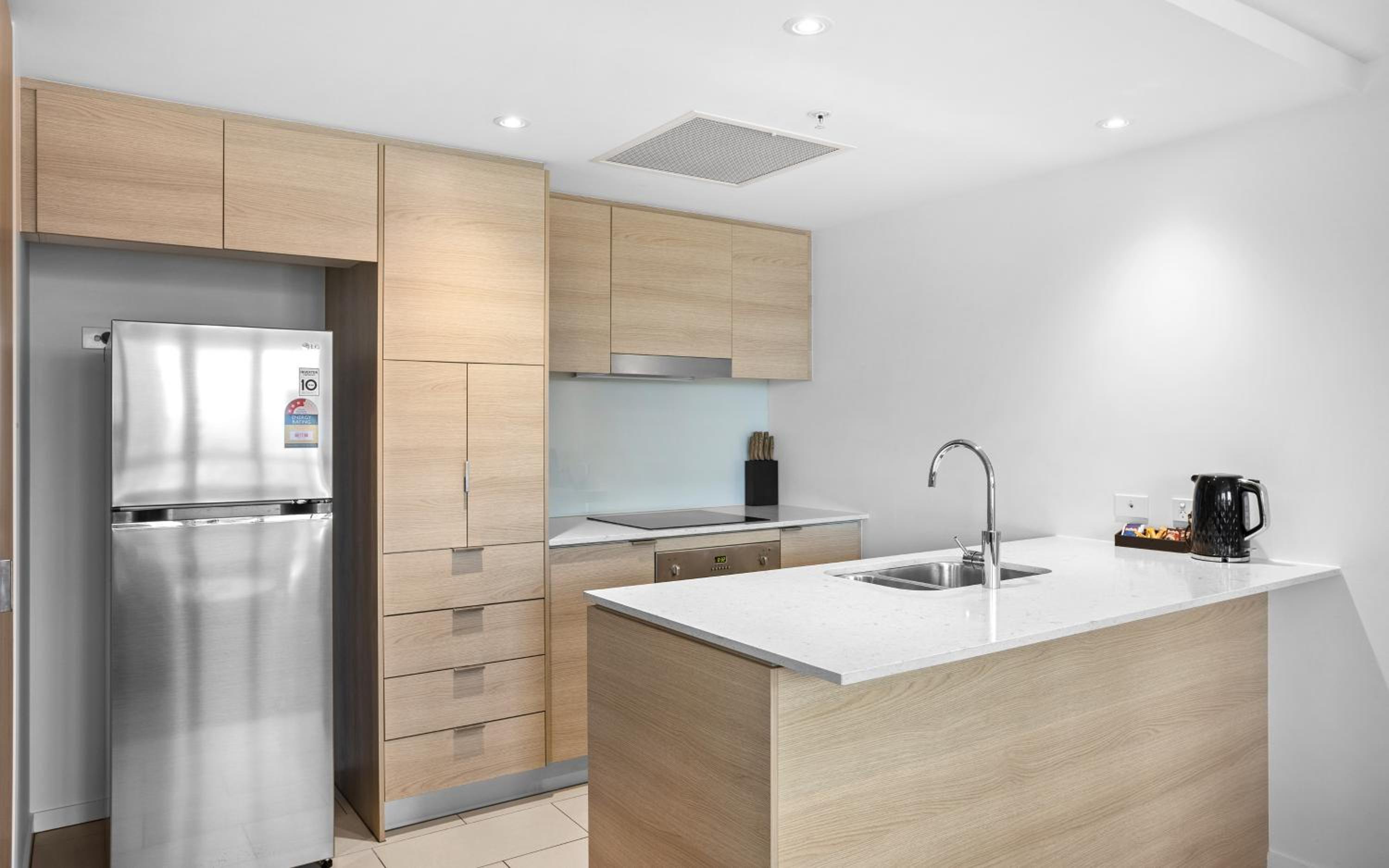 Convenient Located 2 Bedroom Apartment Next to Casino