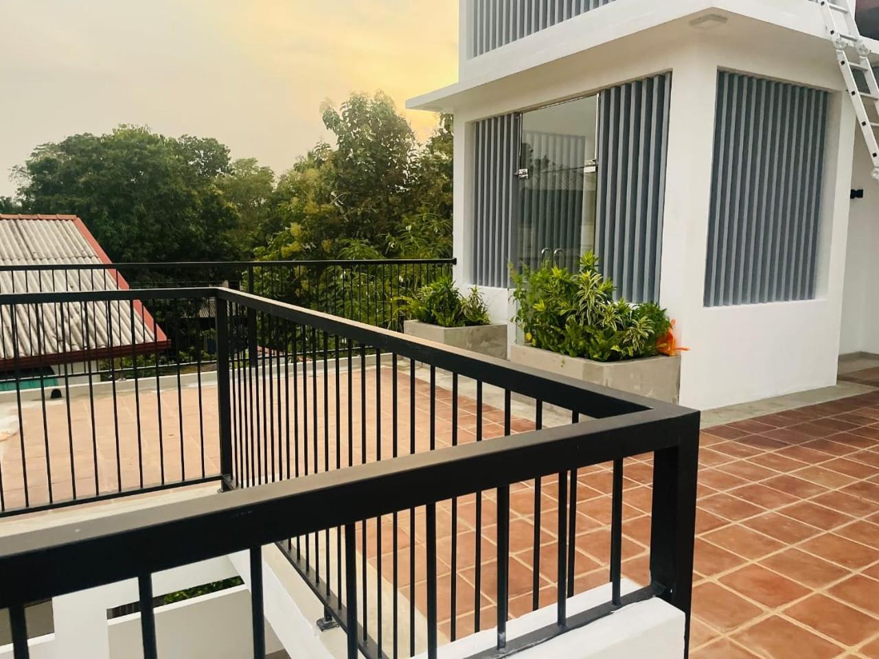 Guruge Home Stay view 2