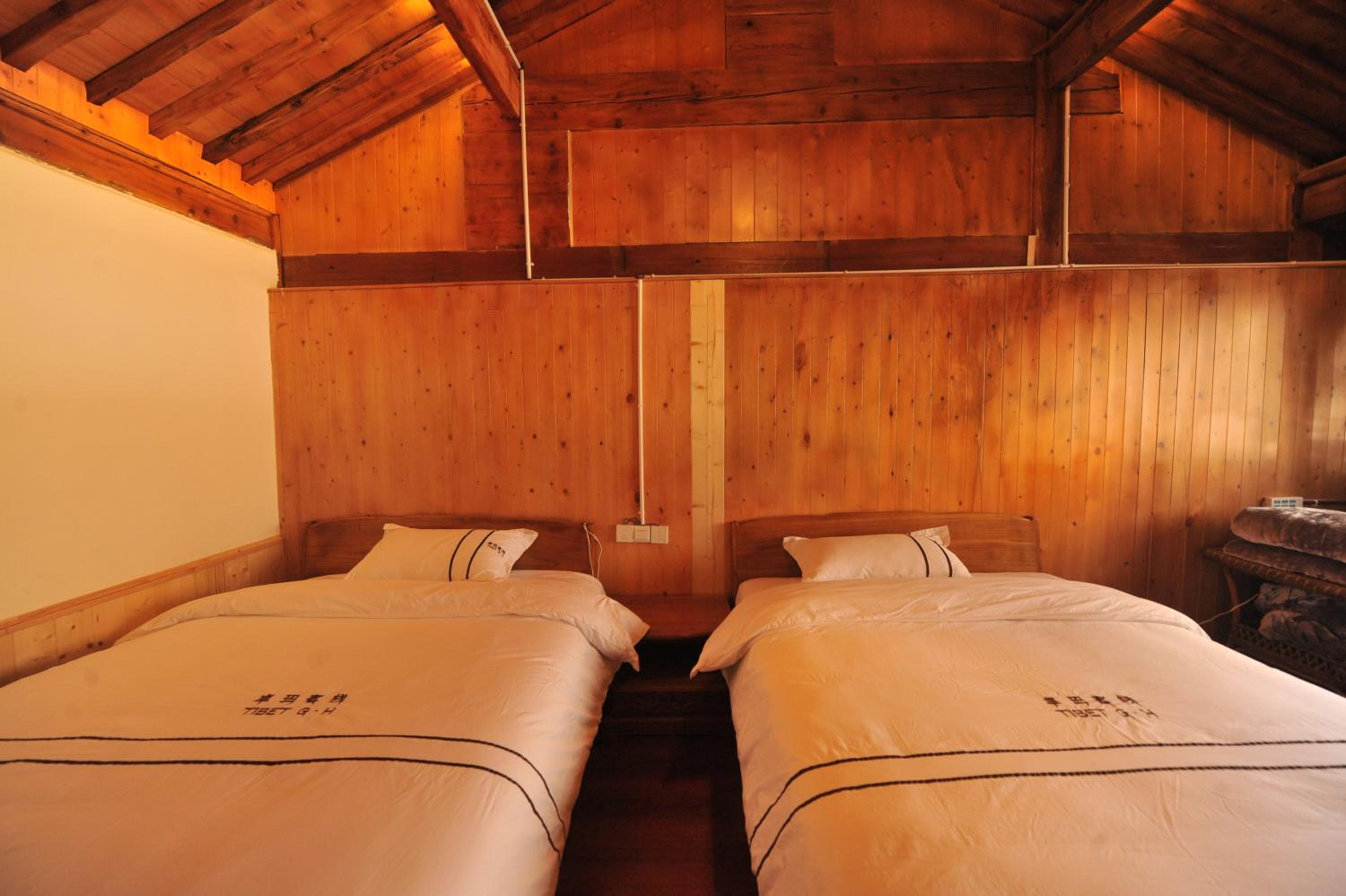 TIBET Guest house 虎跳峡卓玛客栈