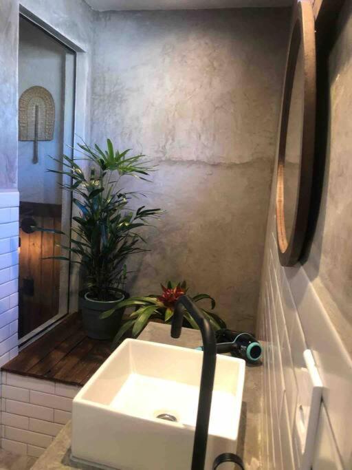 Vida Villa Boutique com piscina & vista mar!