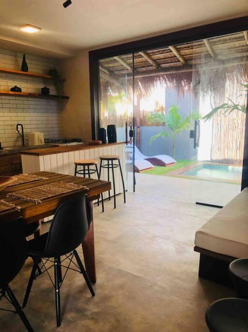 Vida Villa Boutique com piscina & vista mar!