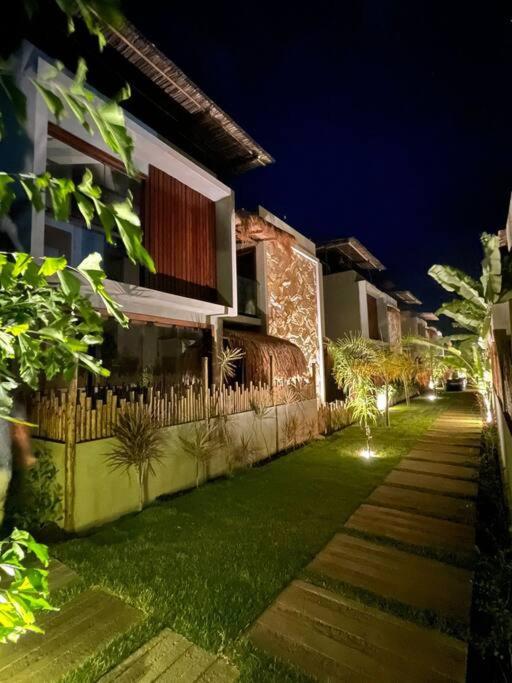 Vida Villa Boutique com piscina & vista mar!