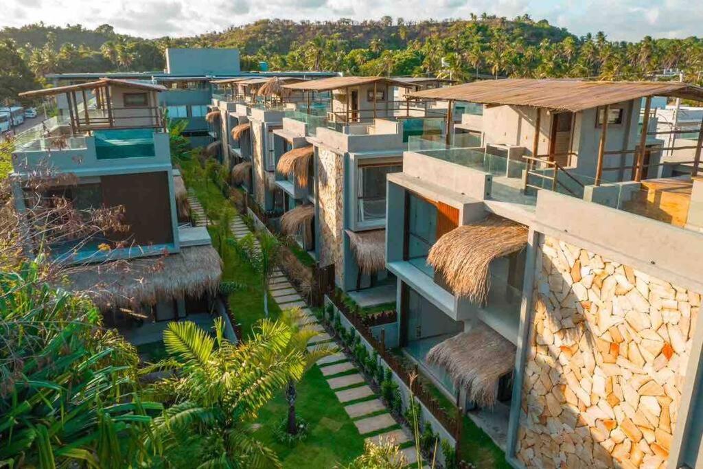 Vida Villa Boutique com piscina & vista mar!
