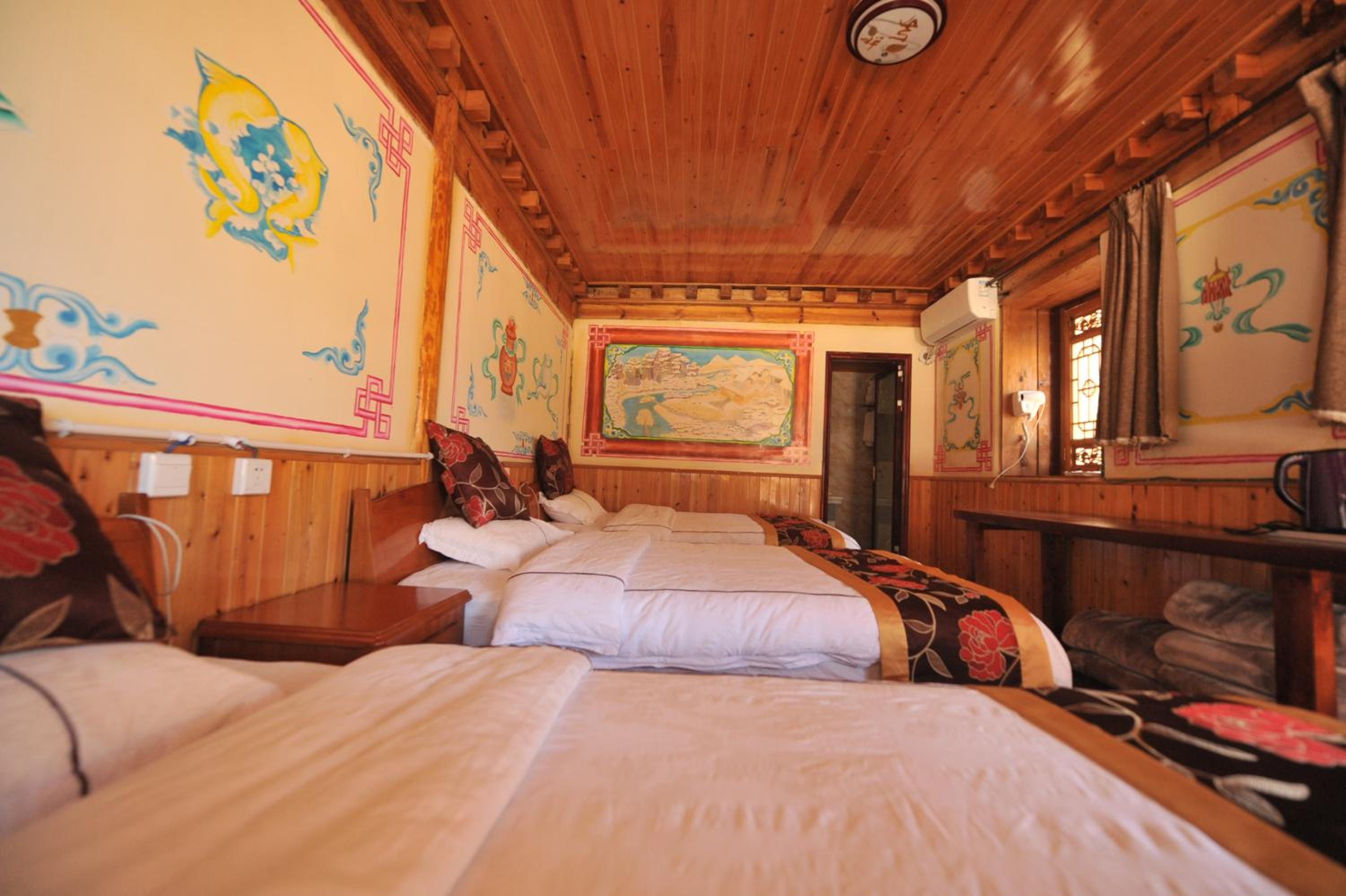 TIBET Guest house 虎跳峡卓玛客栈