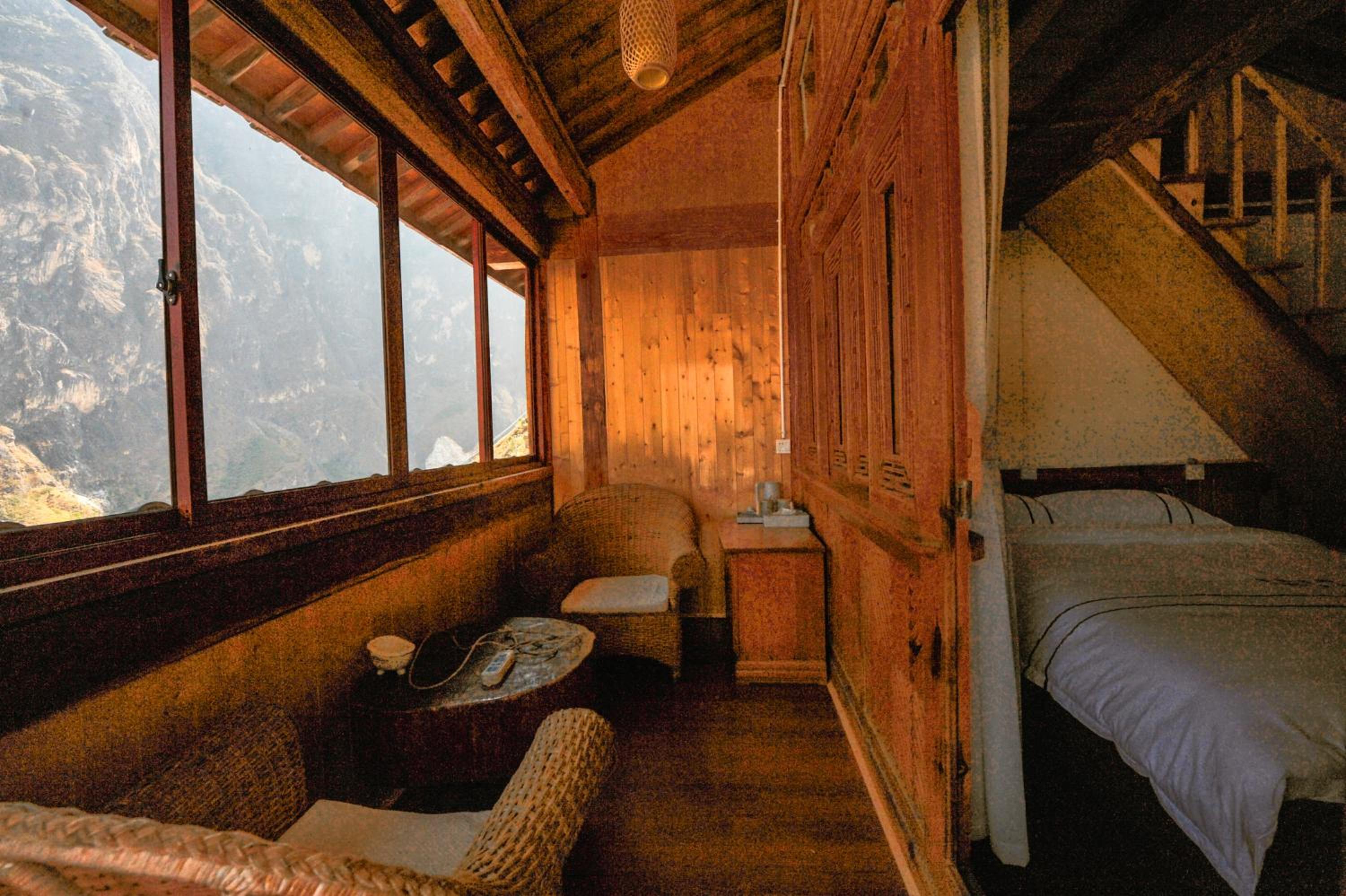 TIBET Guest house 虎跳峡卓玛客栈