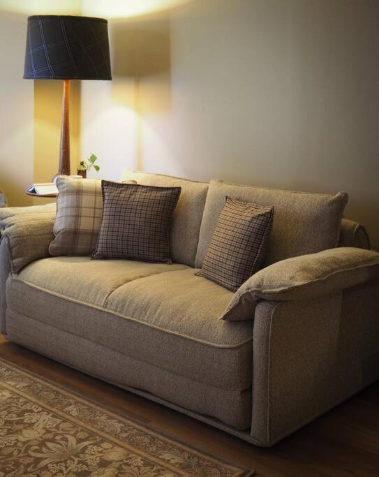 Charlie on Charlick - Fully Renovated 1BR Apt