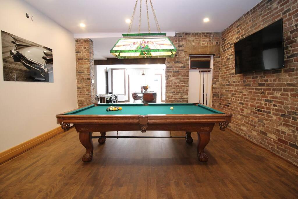Charm & Luxury Vacation Headquarters to Downtown!