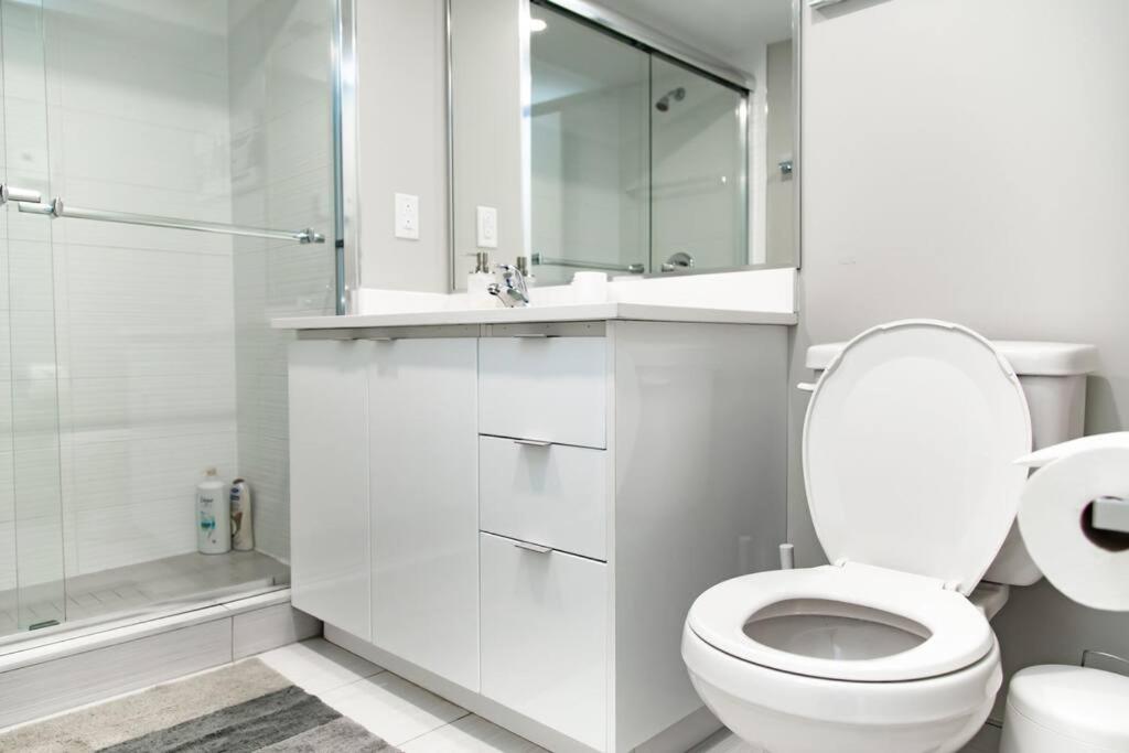 Charm & Luxury Vacation Headquarters to Downtown!