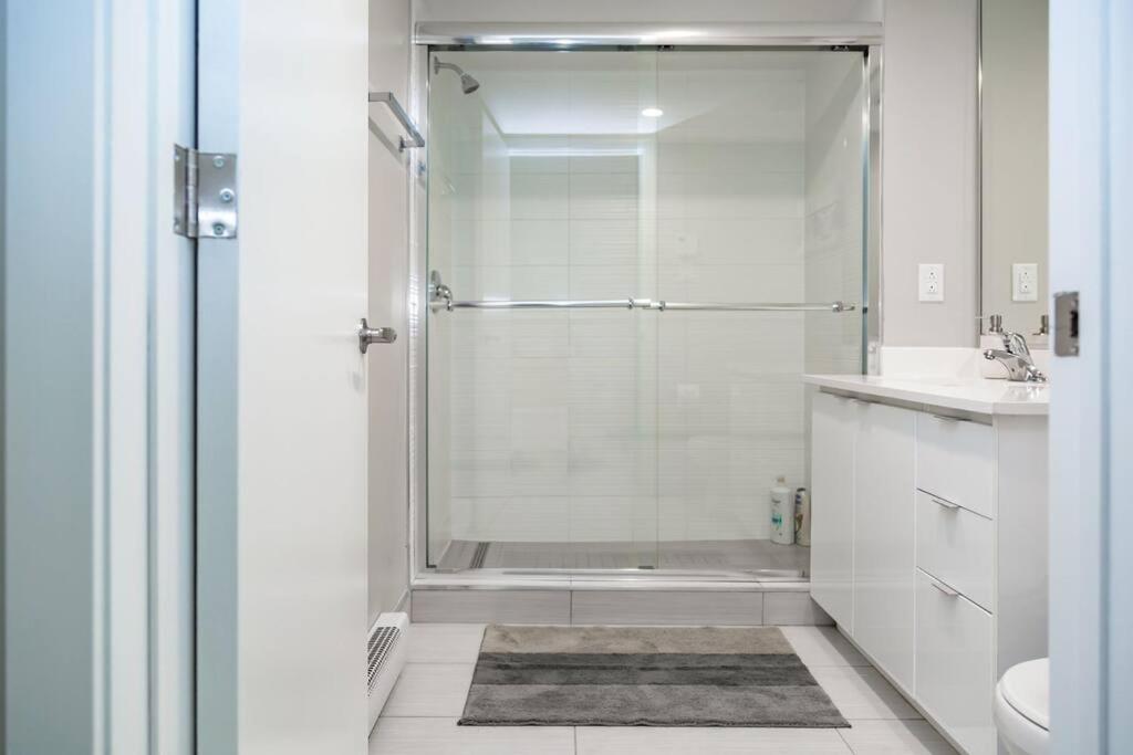 Charm & Luxury Vacation Headquarters to Downtown!