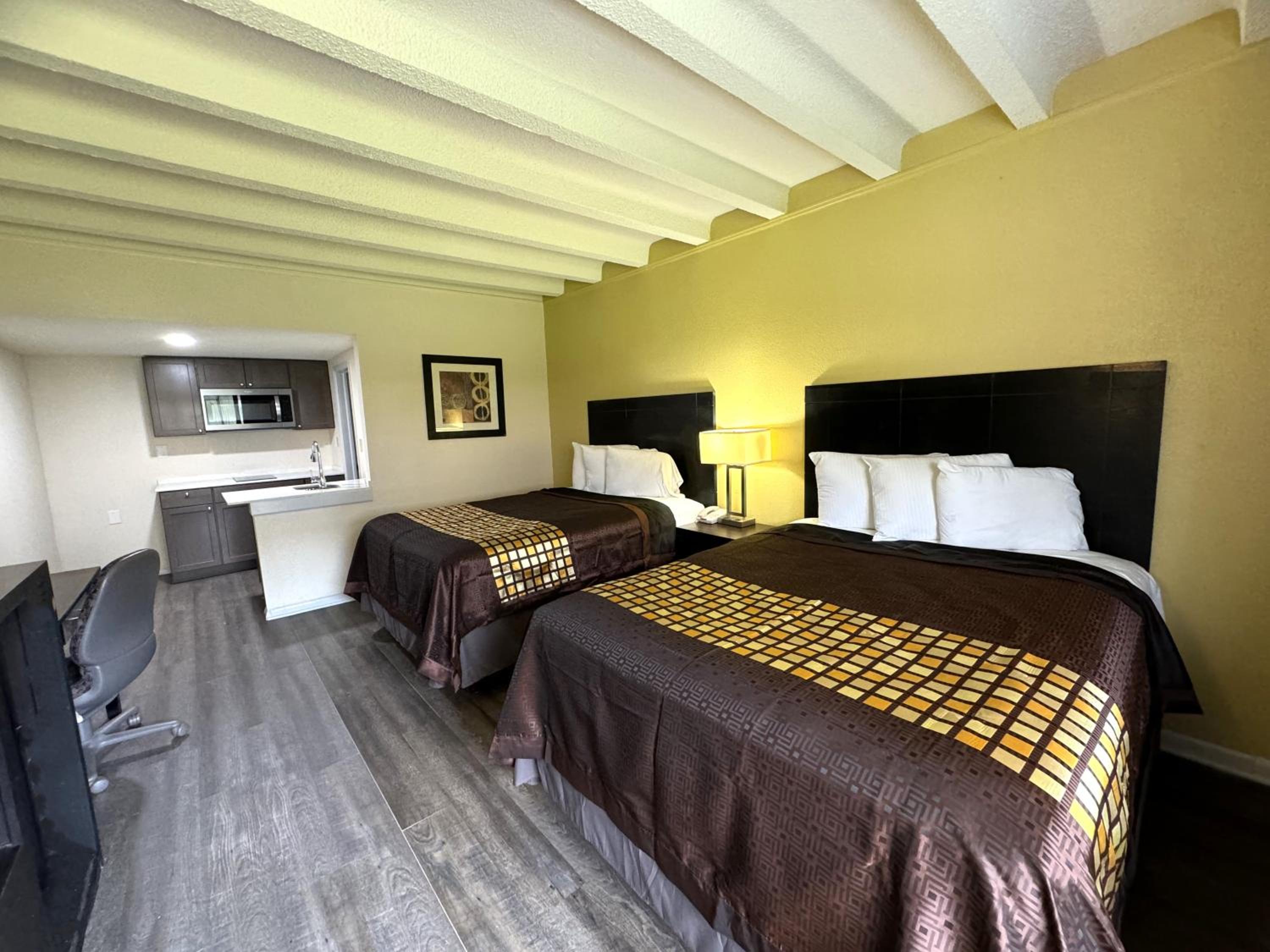 James River Inn  Suites - Property Image 1