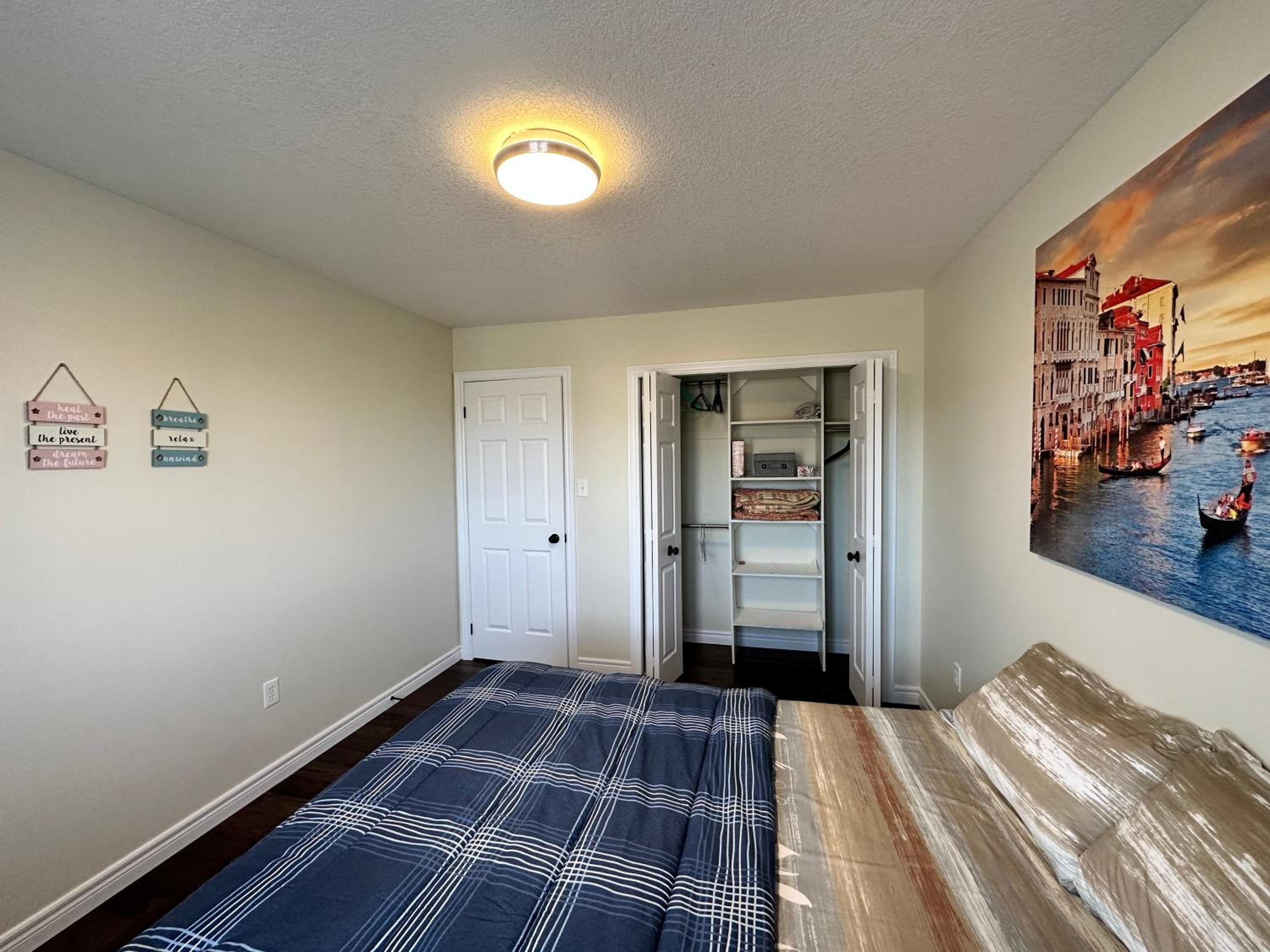 Kitchener Vacations - Comfortable Modern Room near YKF Airport III - Property Image 1