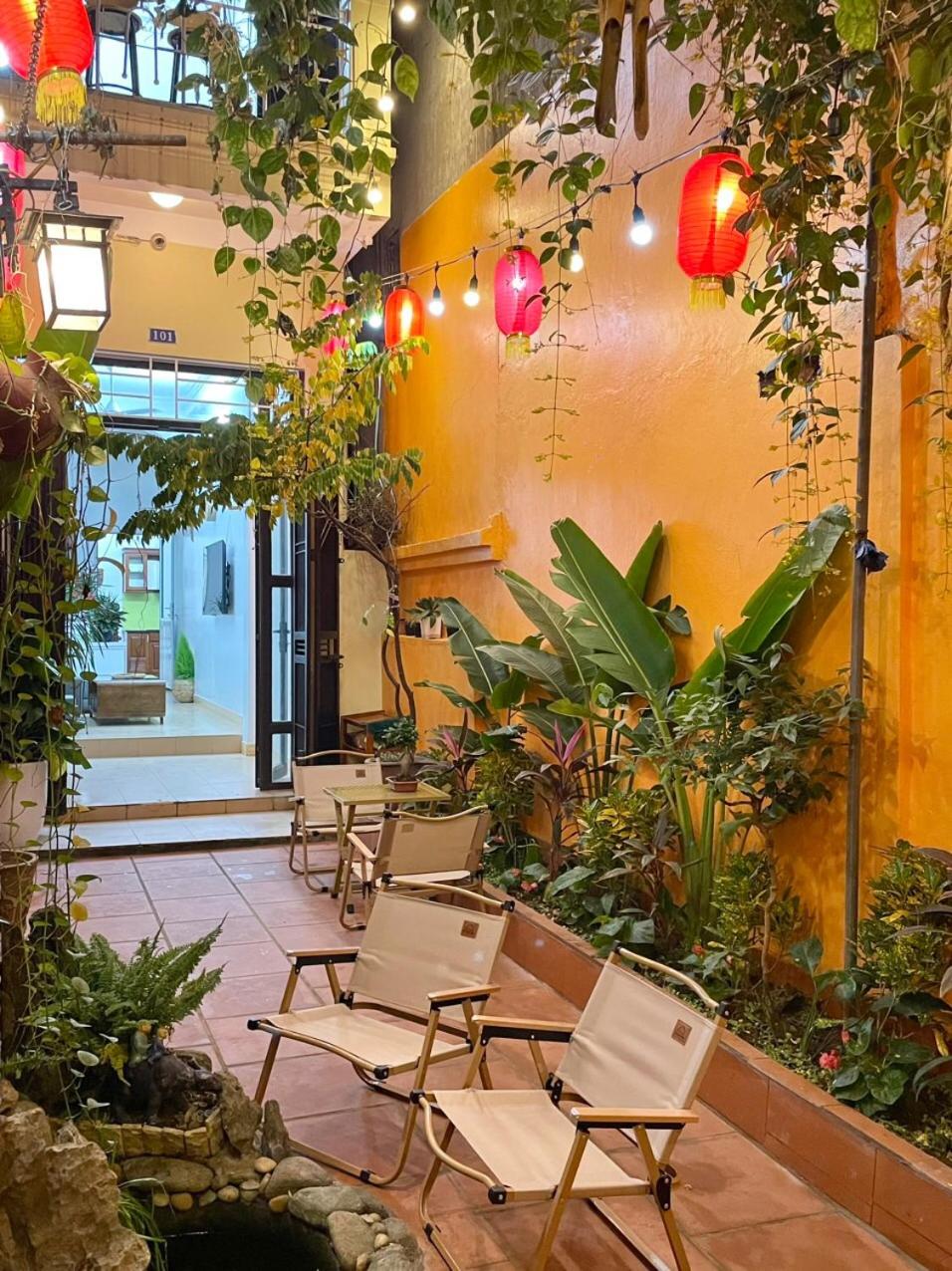 The little Ha Noi