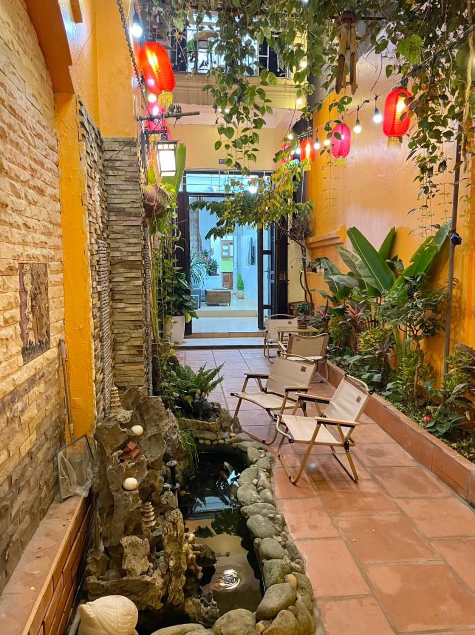 The little Ha Noi