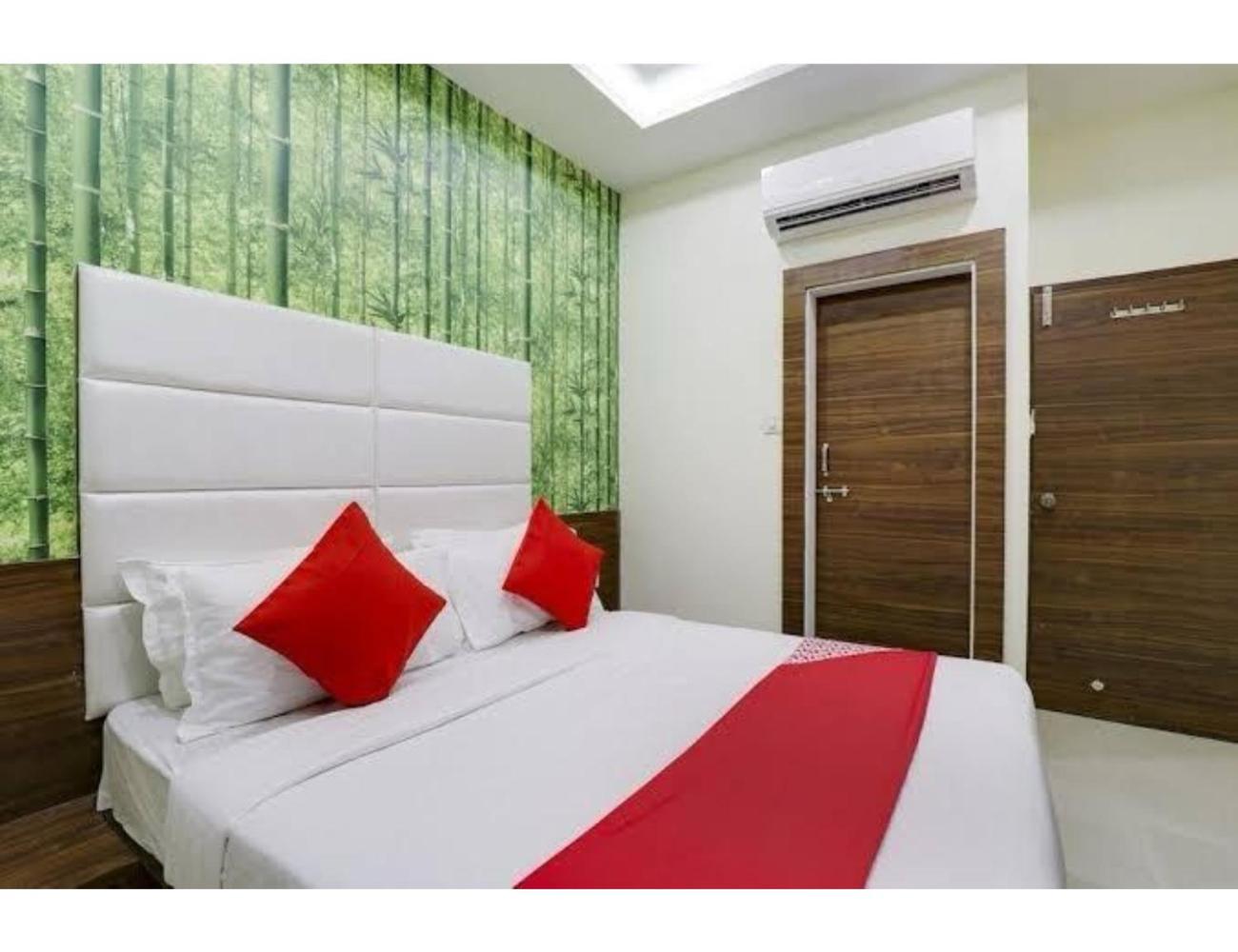 Hotel Grand, Vadodara view 5