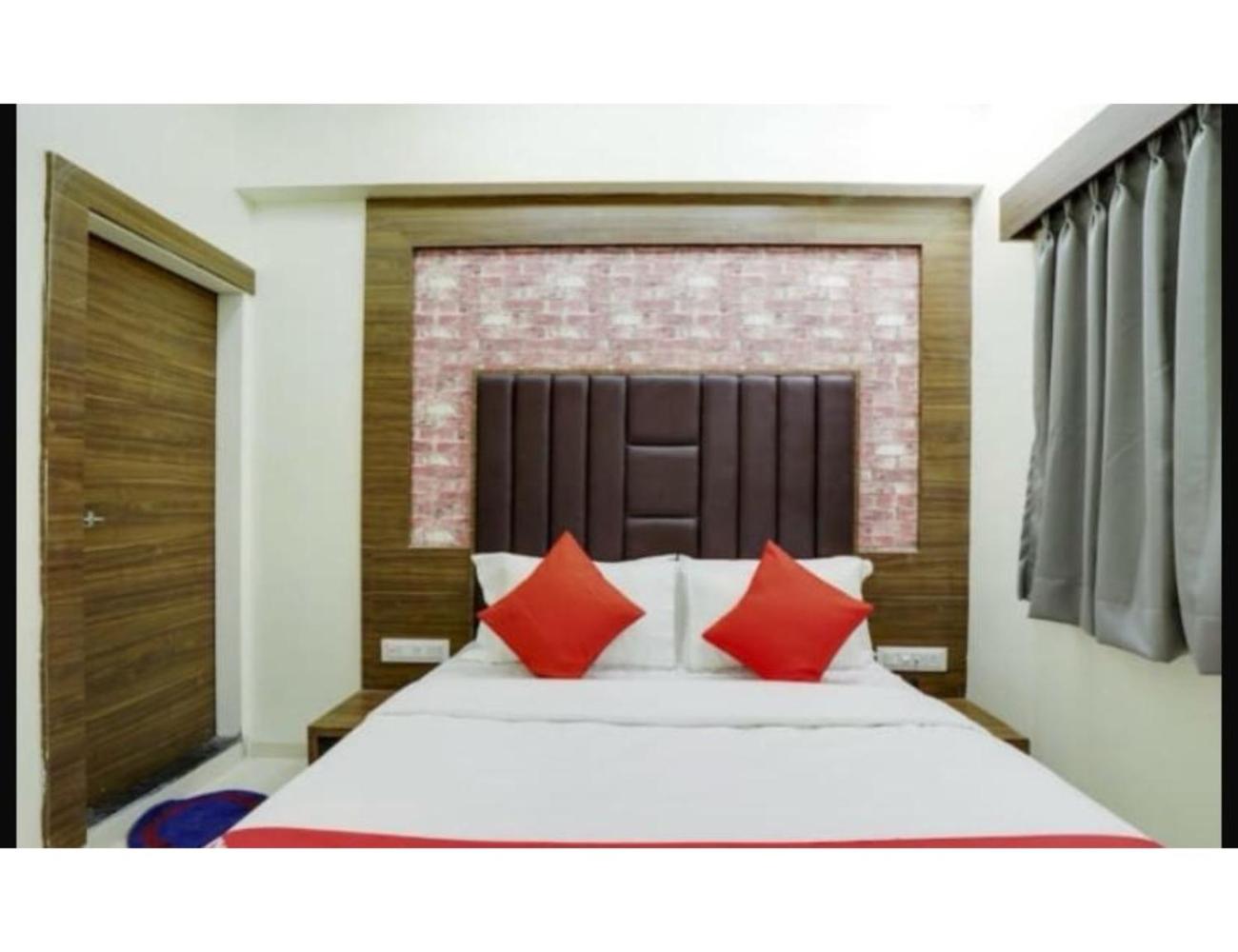 Hotel Grand, Vadodara view 3