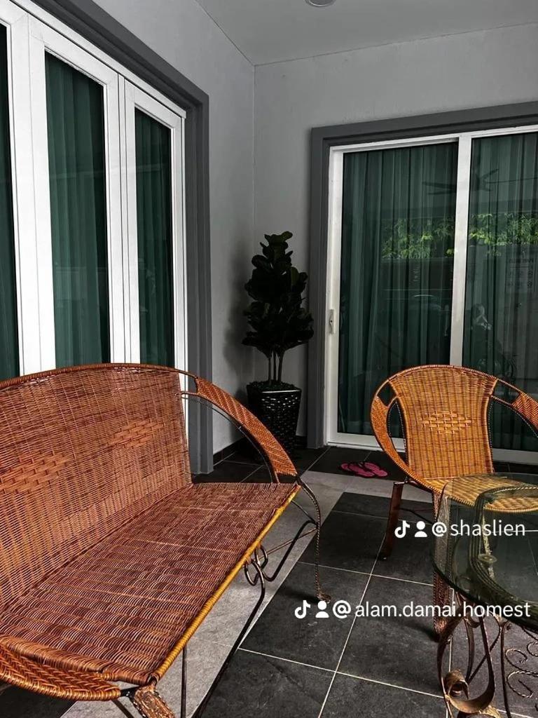 Homestay with pool kuantan view 4
