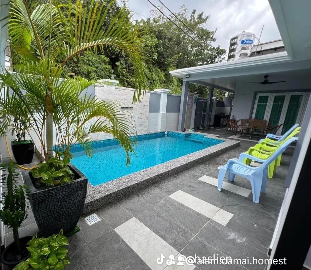Homestay with pool kuantan photo 1