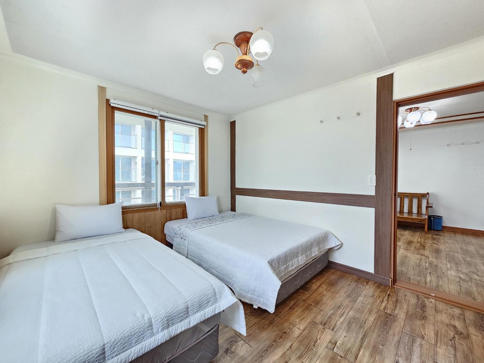 Seongsan Sunrise Pension