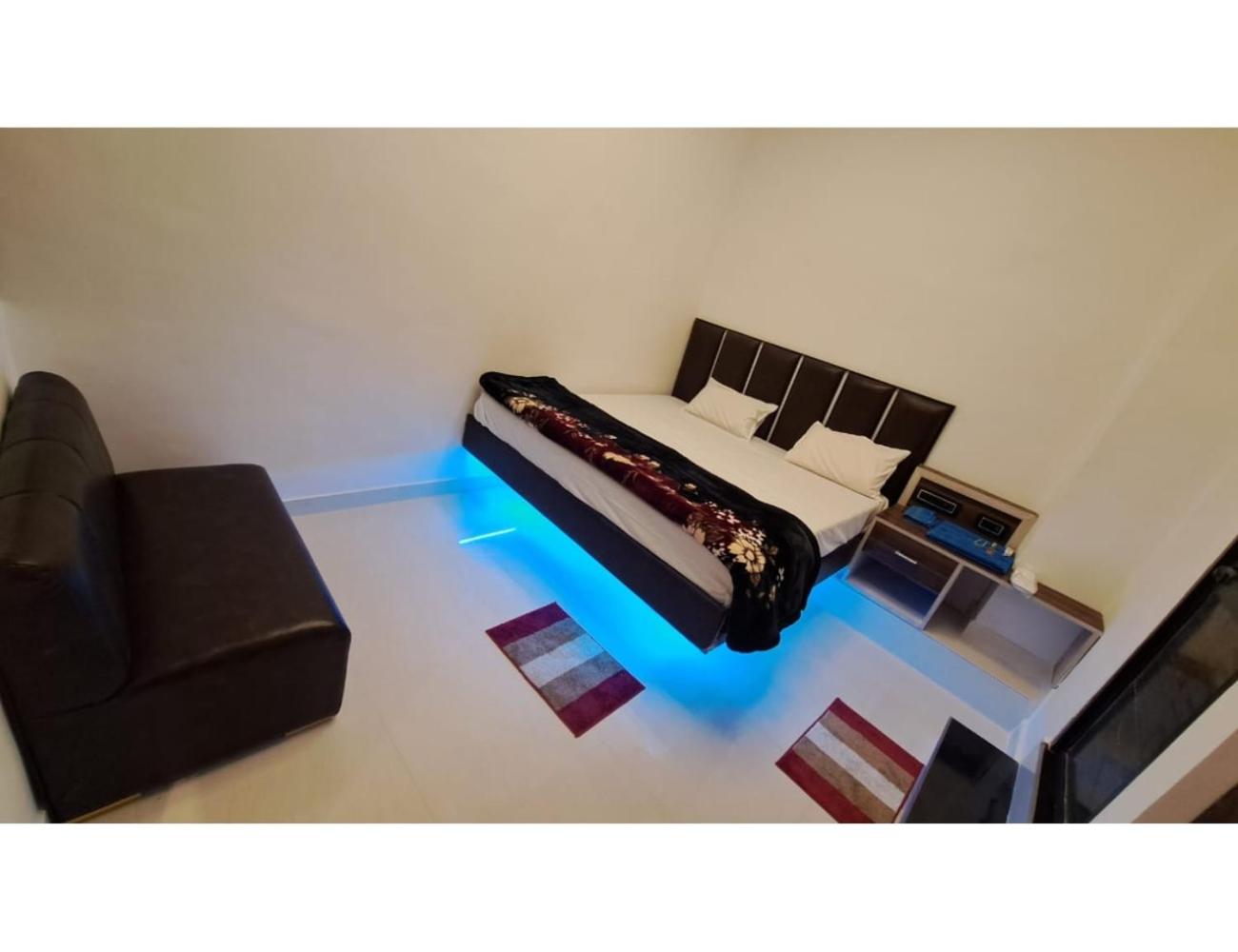 Kanha Guest House, Ayodhya