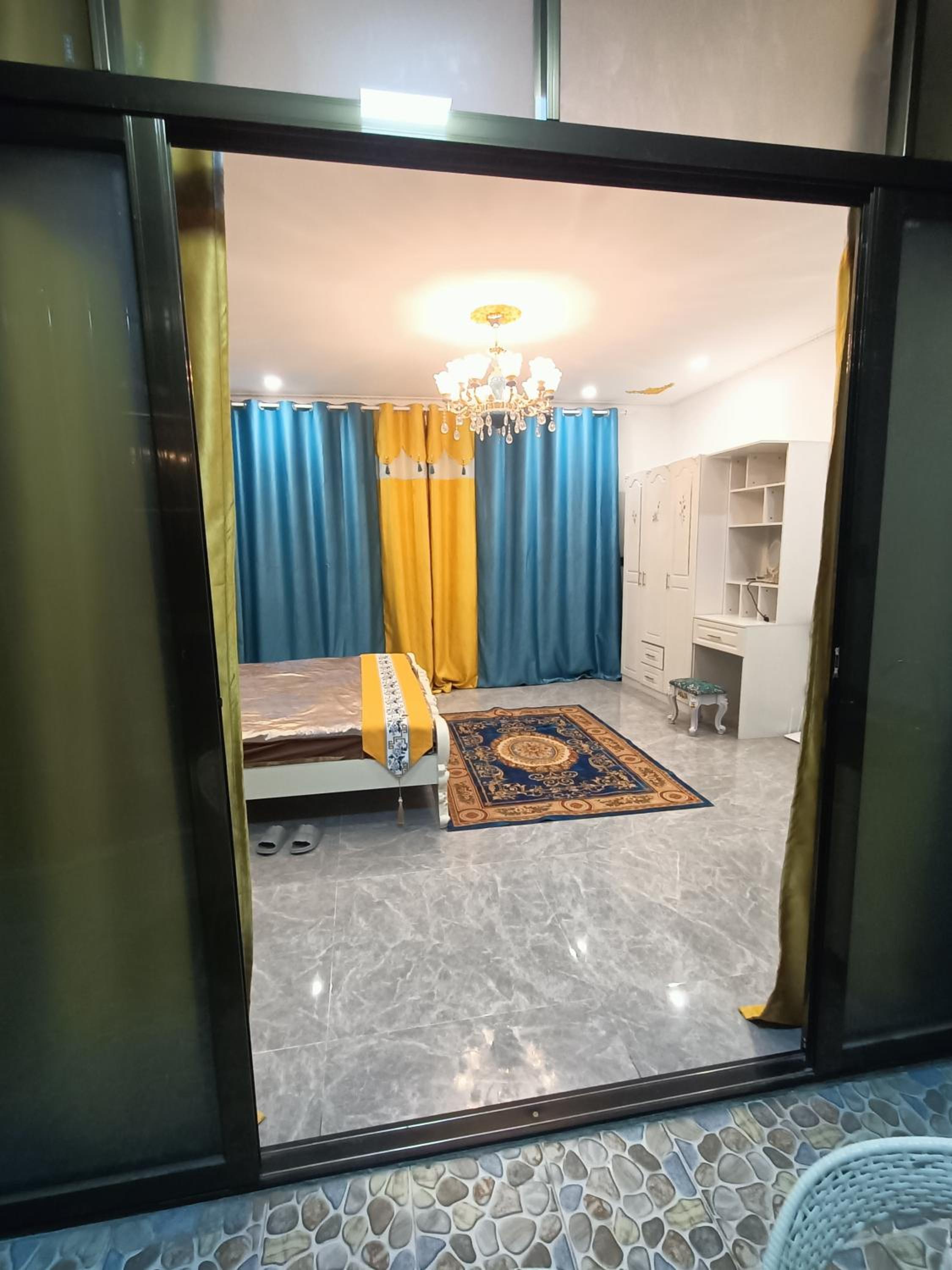 Minsheng Apartment