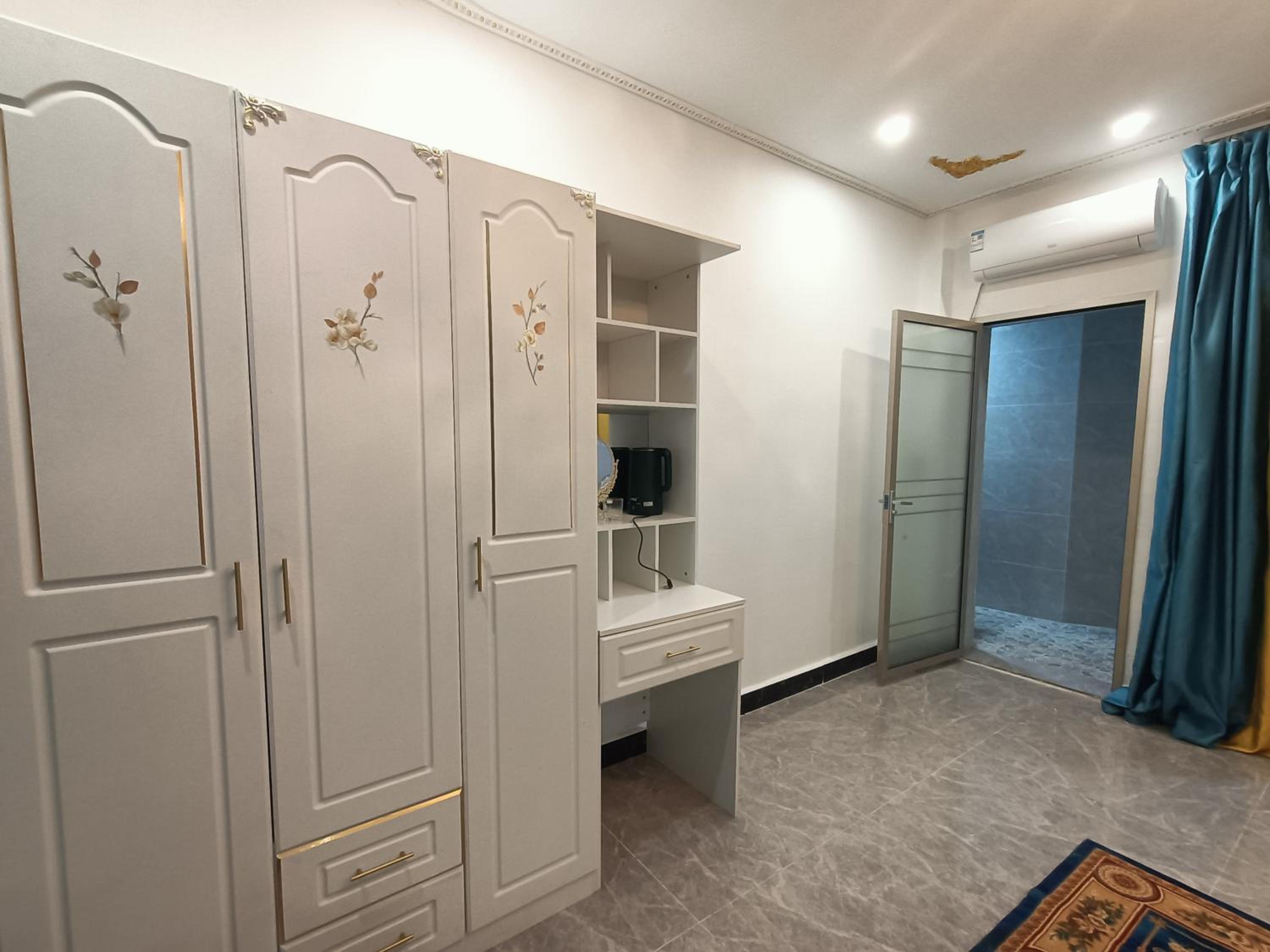 Minsheng Apartment