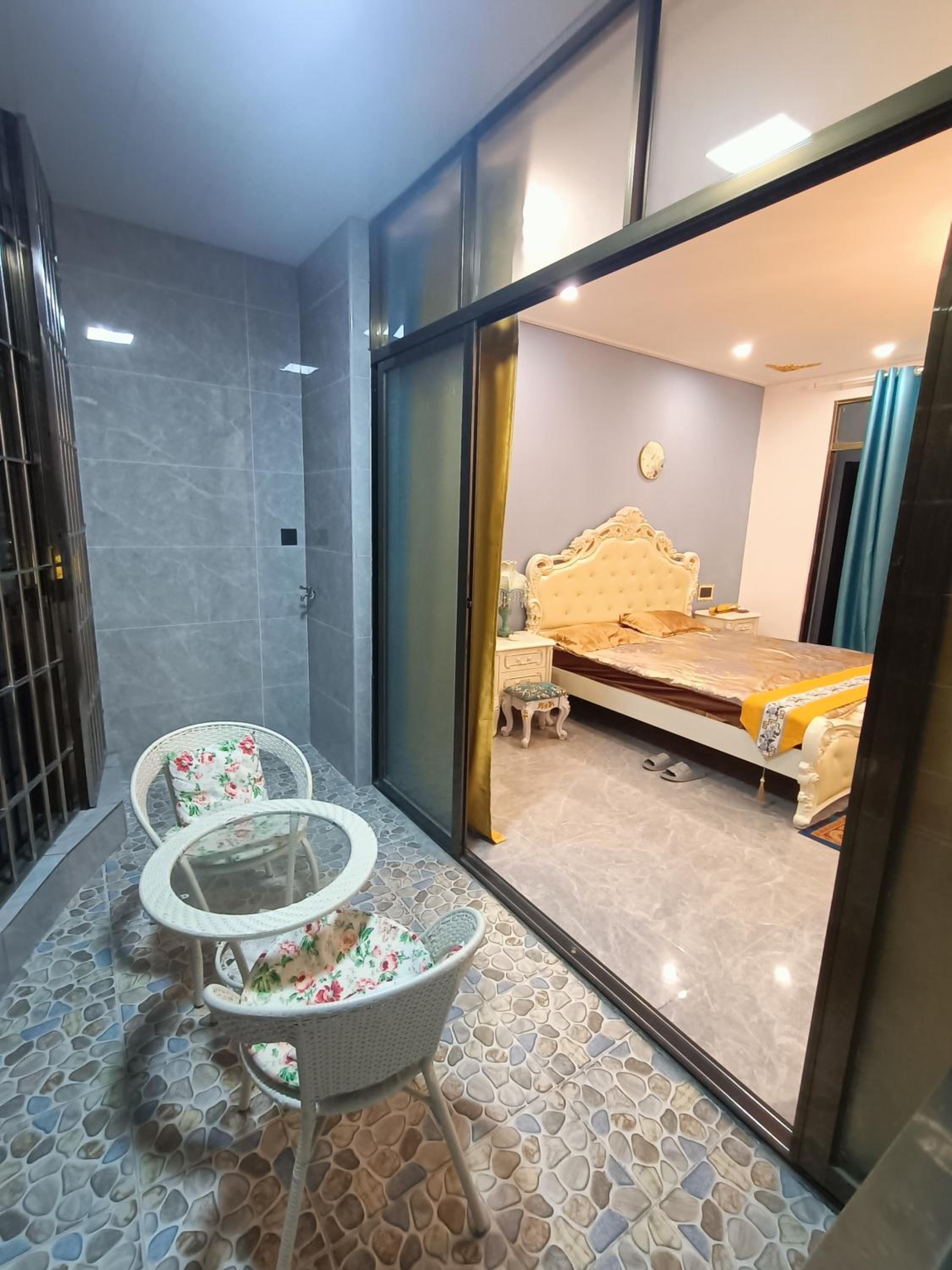 Minsheng Apartment