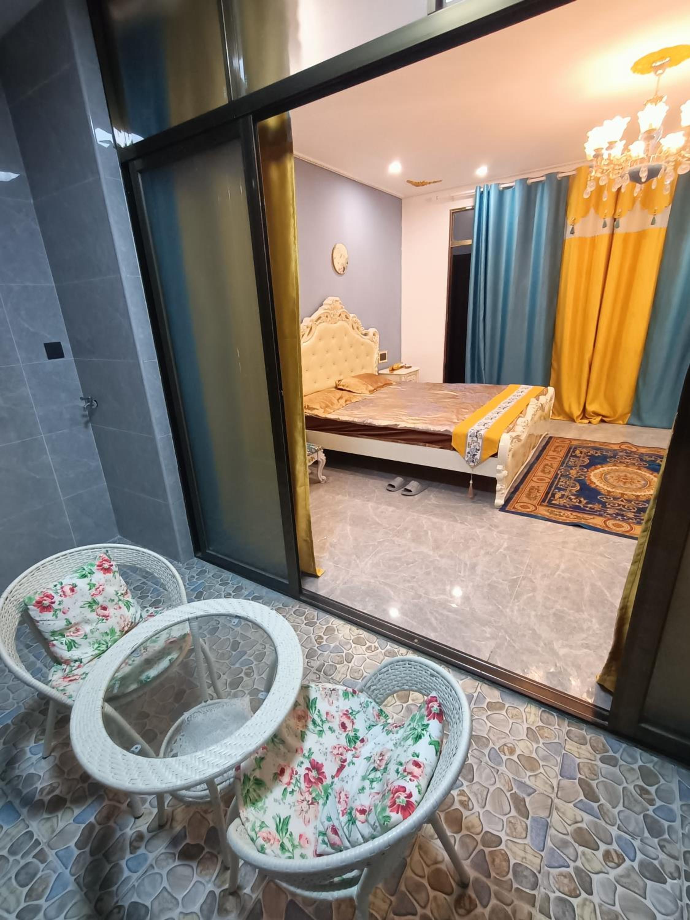 Minsheng Apartment