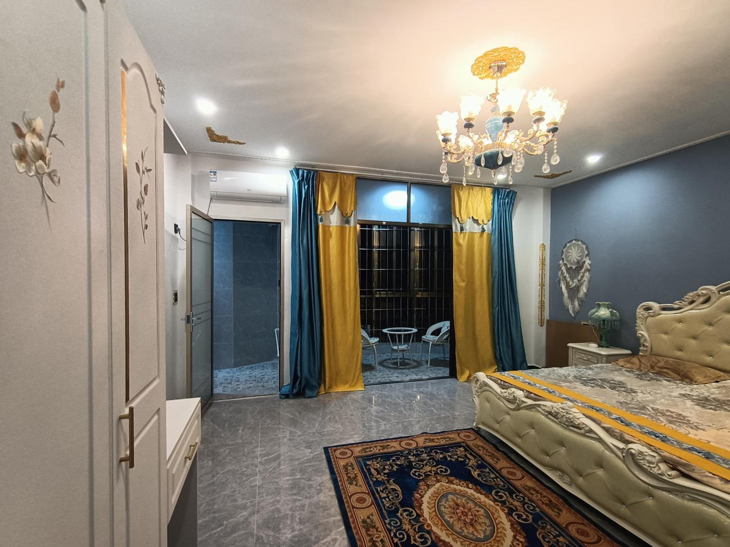 Minsheng Apartment