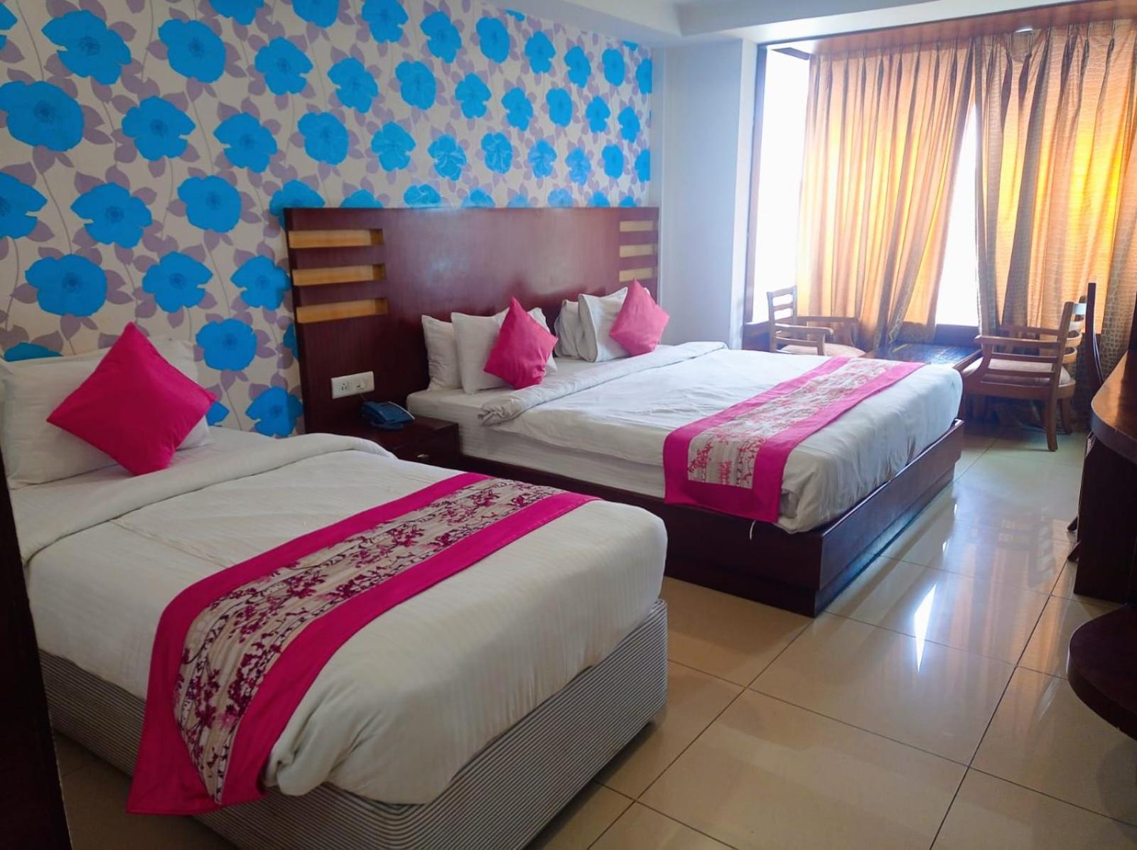 Hotel SGT Plaza