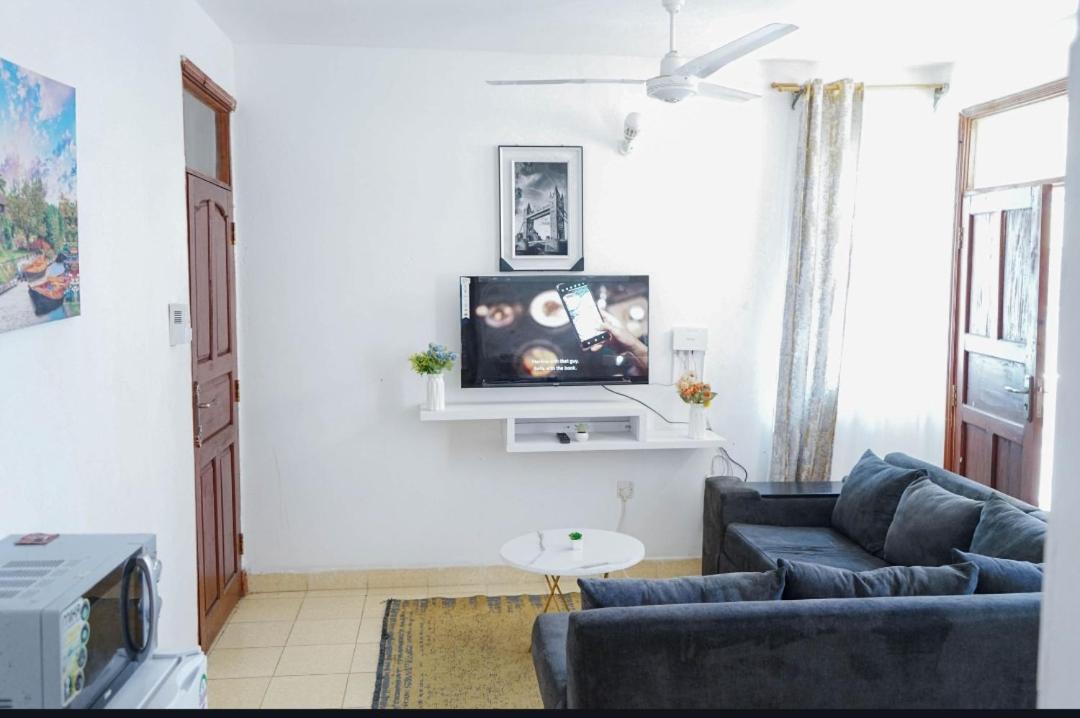 One bedroom 36