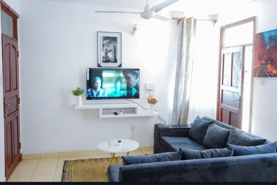 One bedroom 36