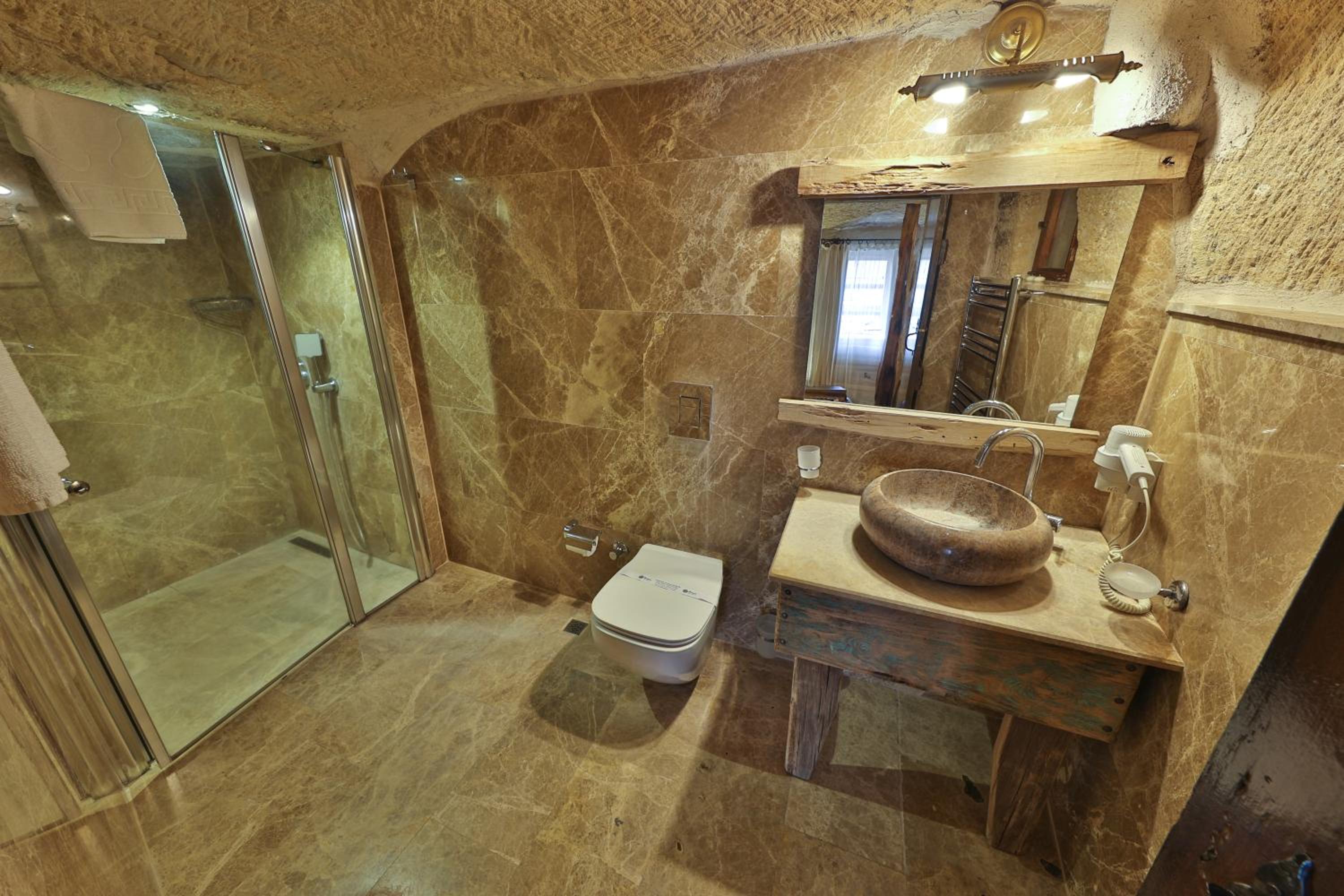 Divan Cave House - Image 80