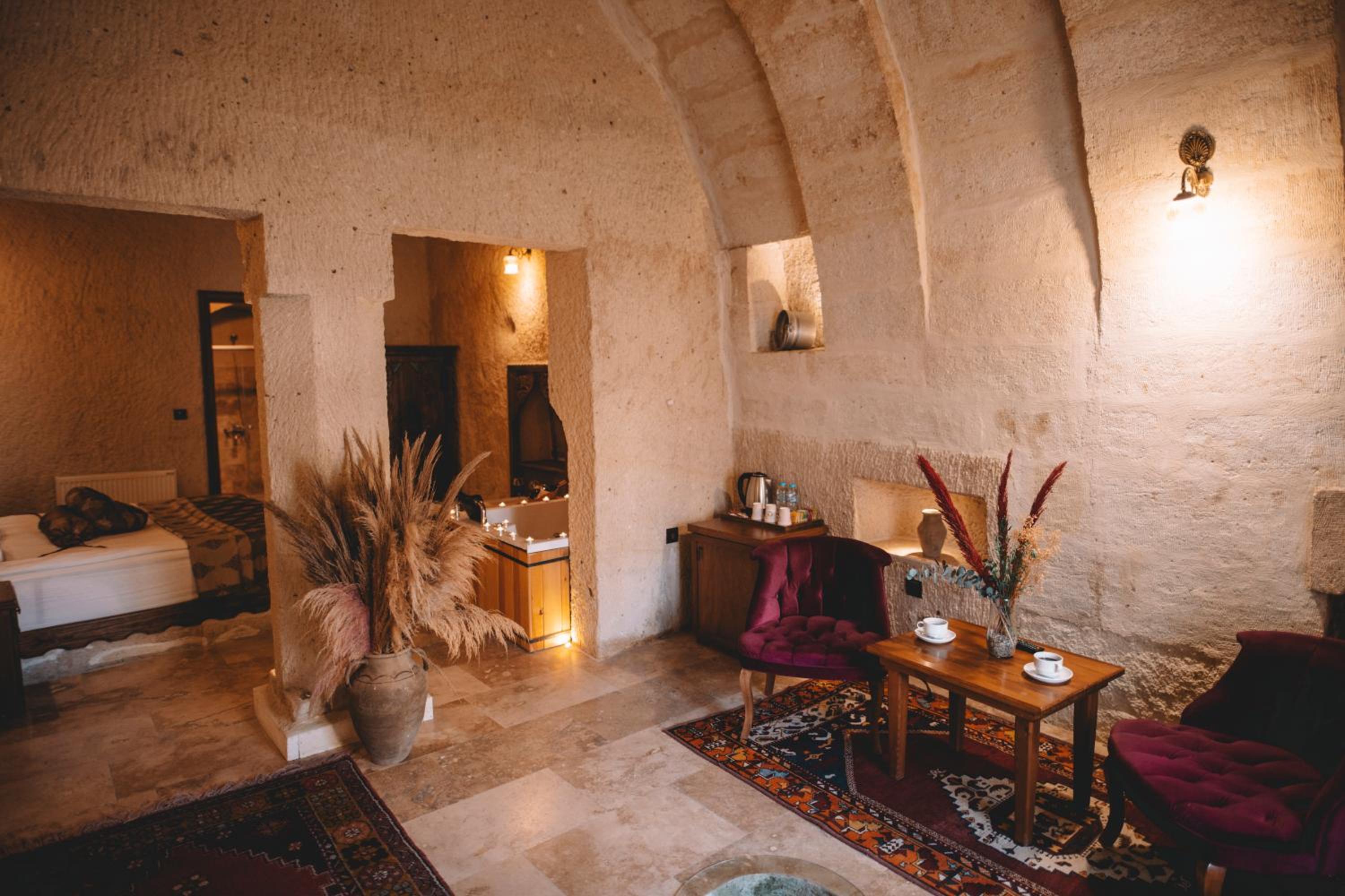 Çavuşin Cave House-Cappadocia - Image 94