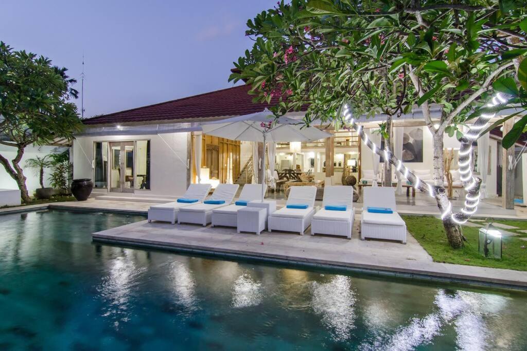 Luxurious&Spacious 4Br Villa in Seminyak view 2