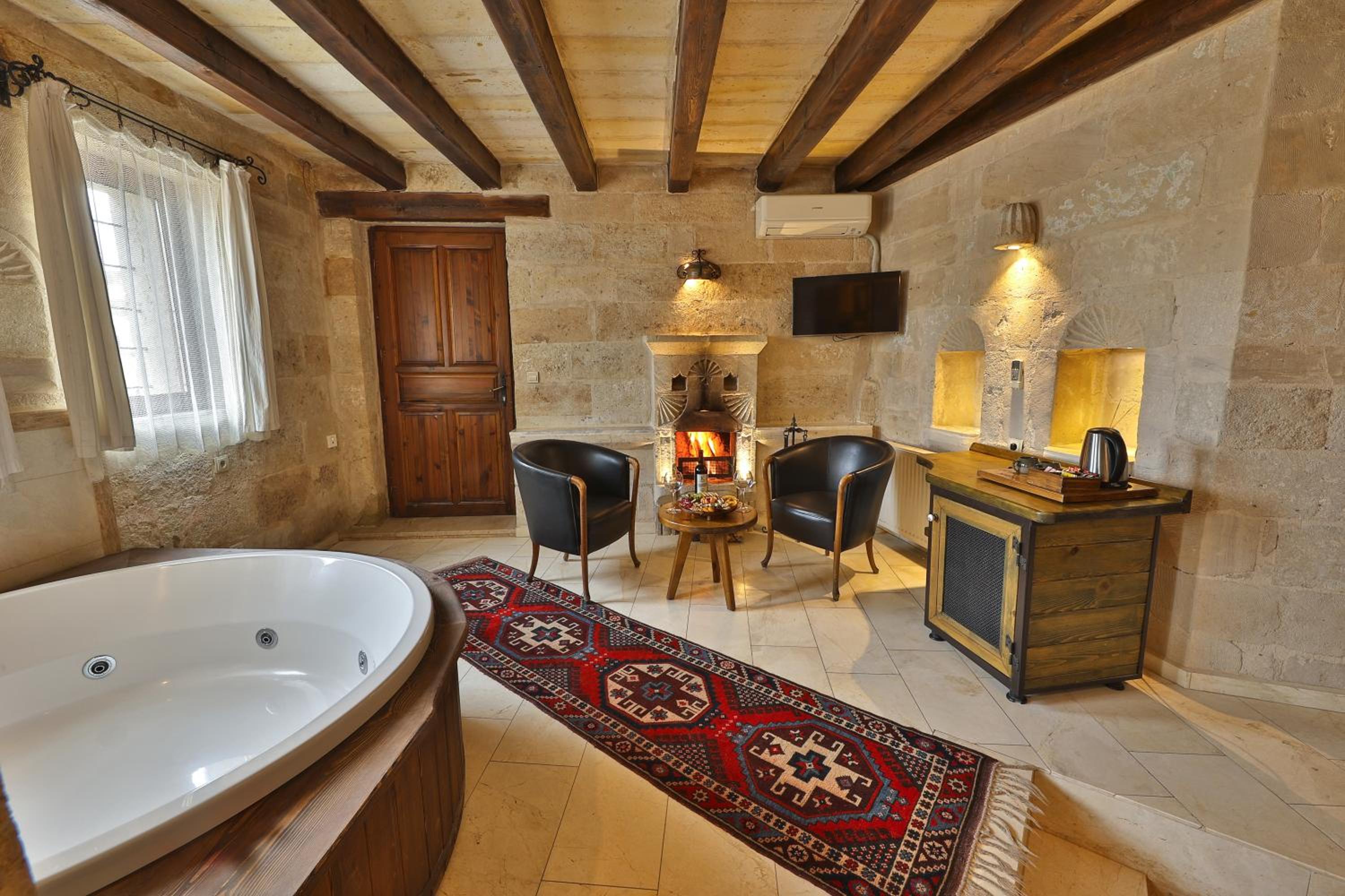 Divan Cave House - Image 56