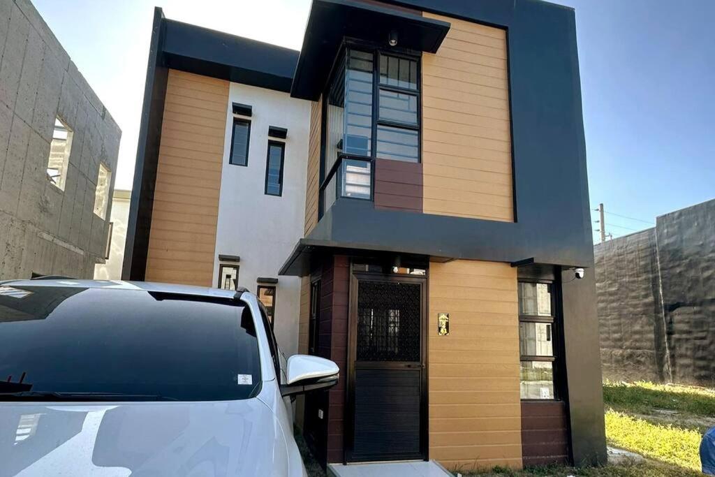 Modern Home in Lakeshore Mexico, Pampanga view 3