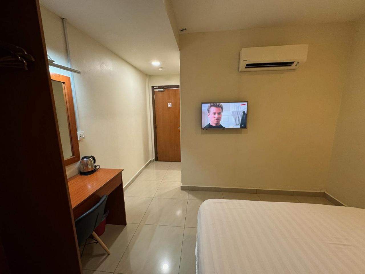 Aeton Hotel Nilai photo 6