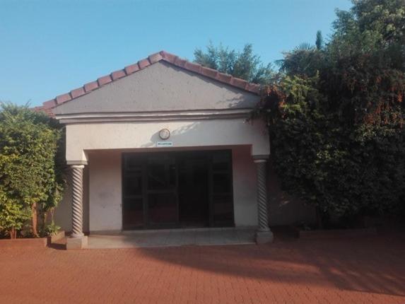 DZUVHA VILLAGE INN view 2