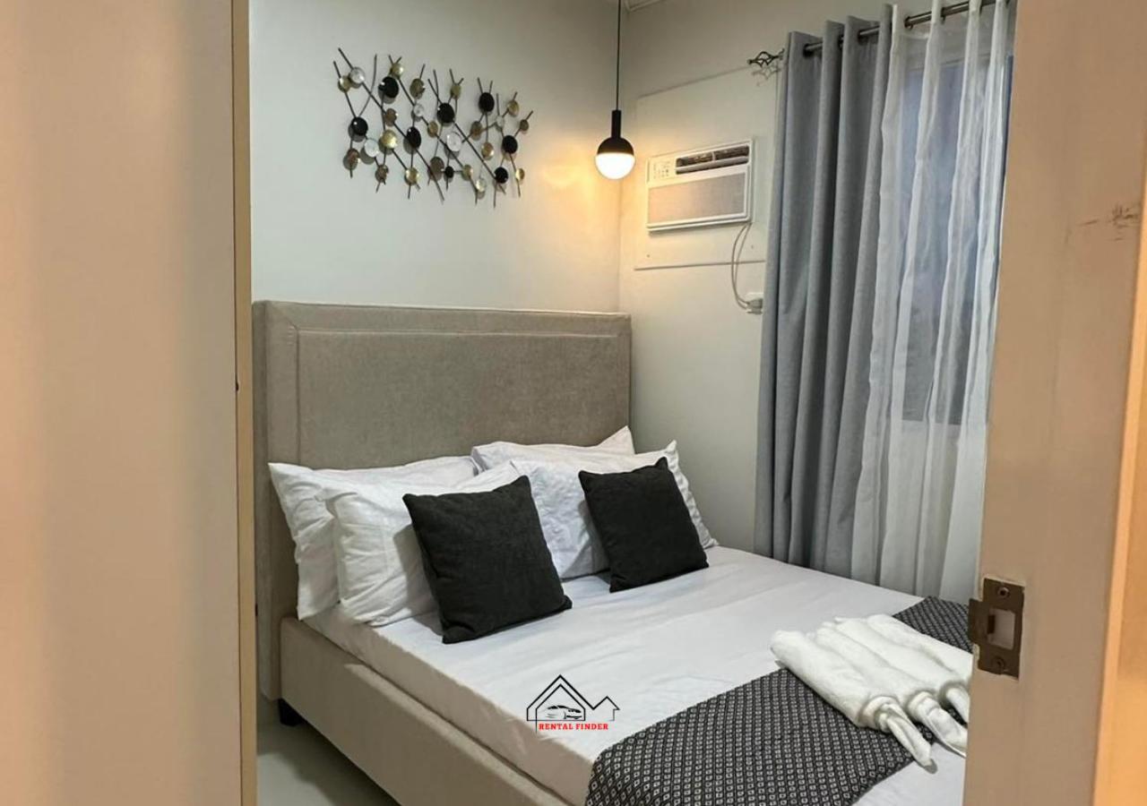 2BR Condo Rentals with Balcony, FREE Pool, Gym and Secure Parking - B2 5Nambulite view 2