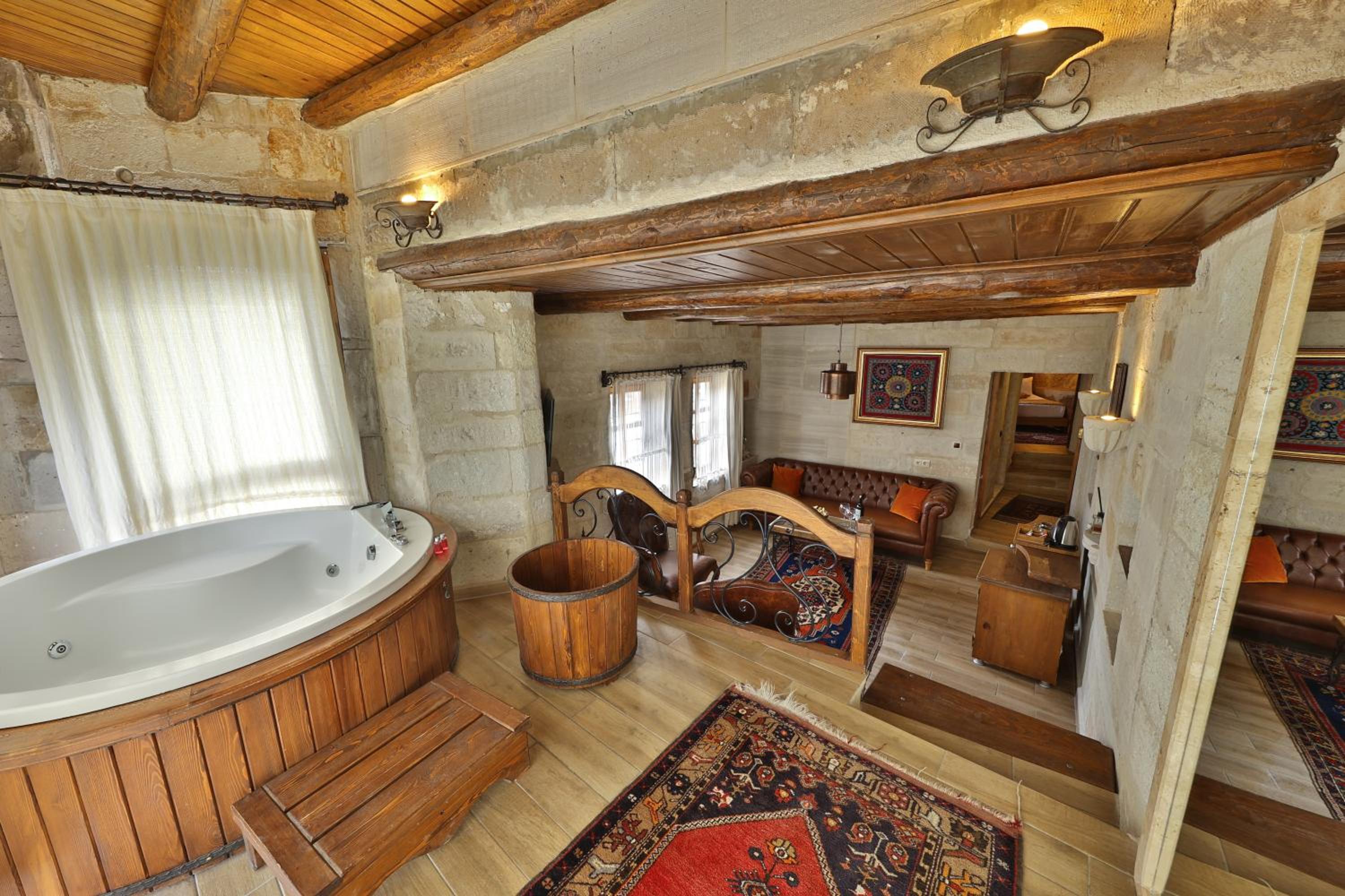 Divan Cave House - Image 6