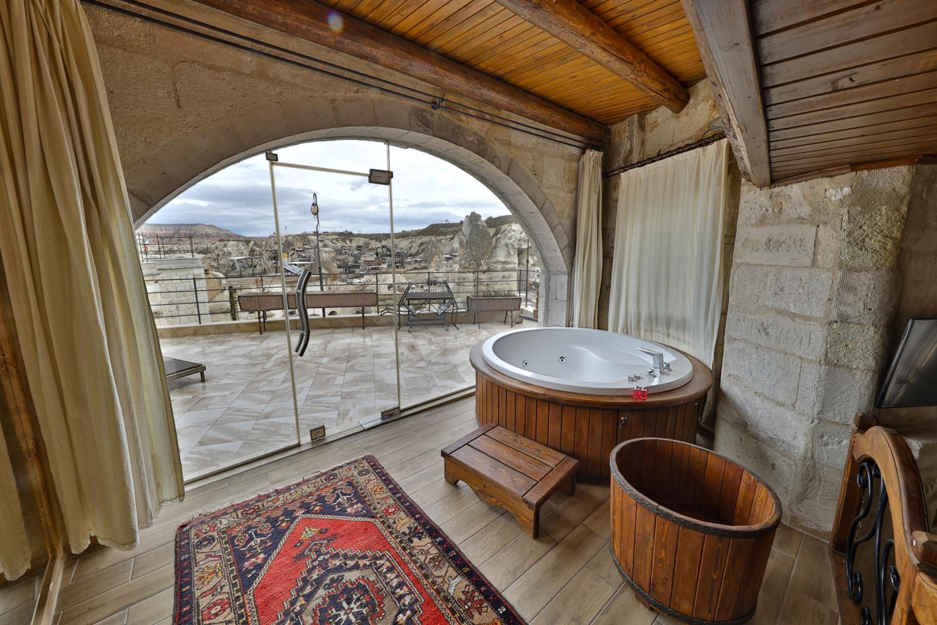 Divan Cave House - Image 72