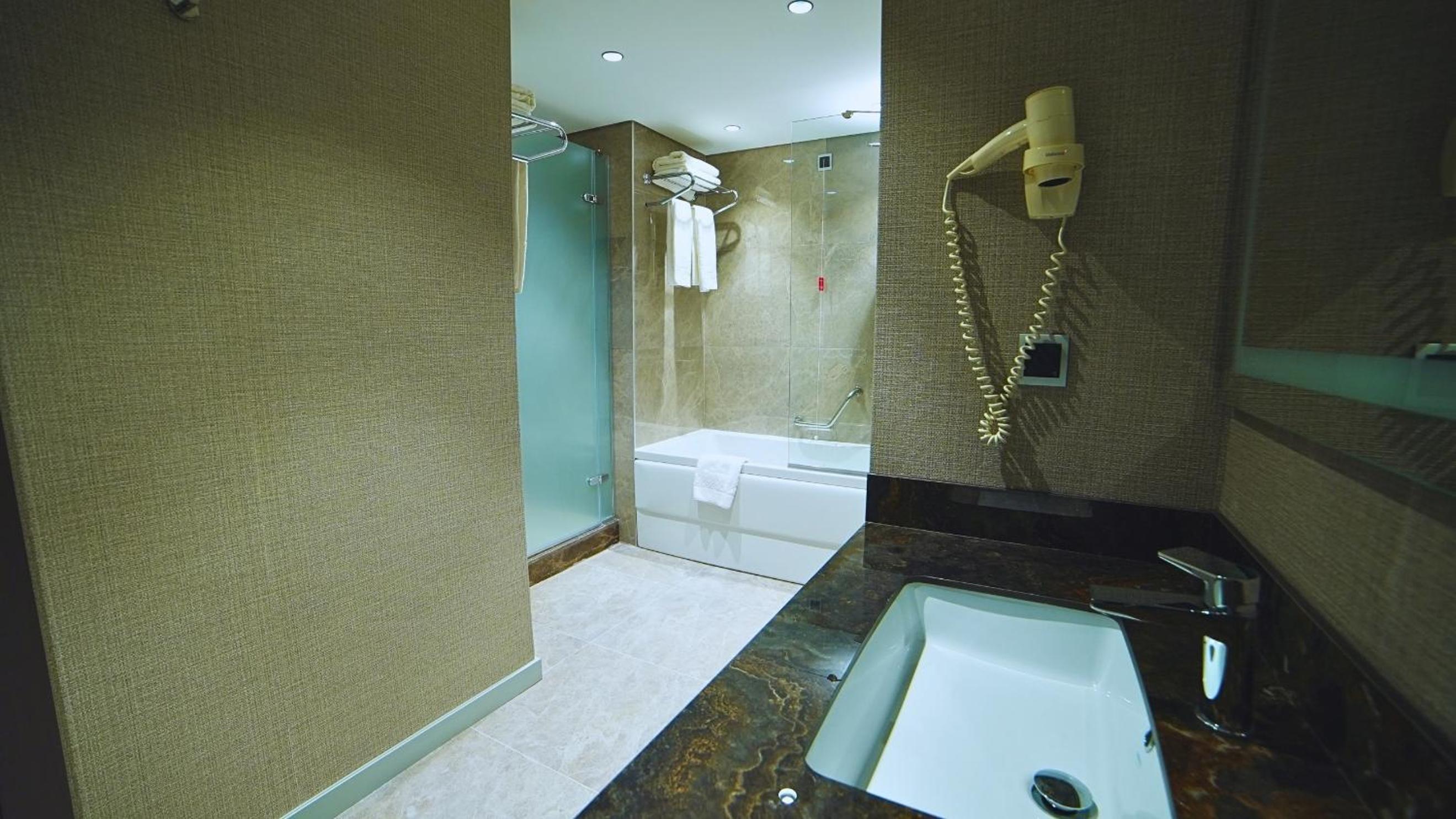Grand Cevahir Hotel Convention Center - Image 45