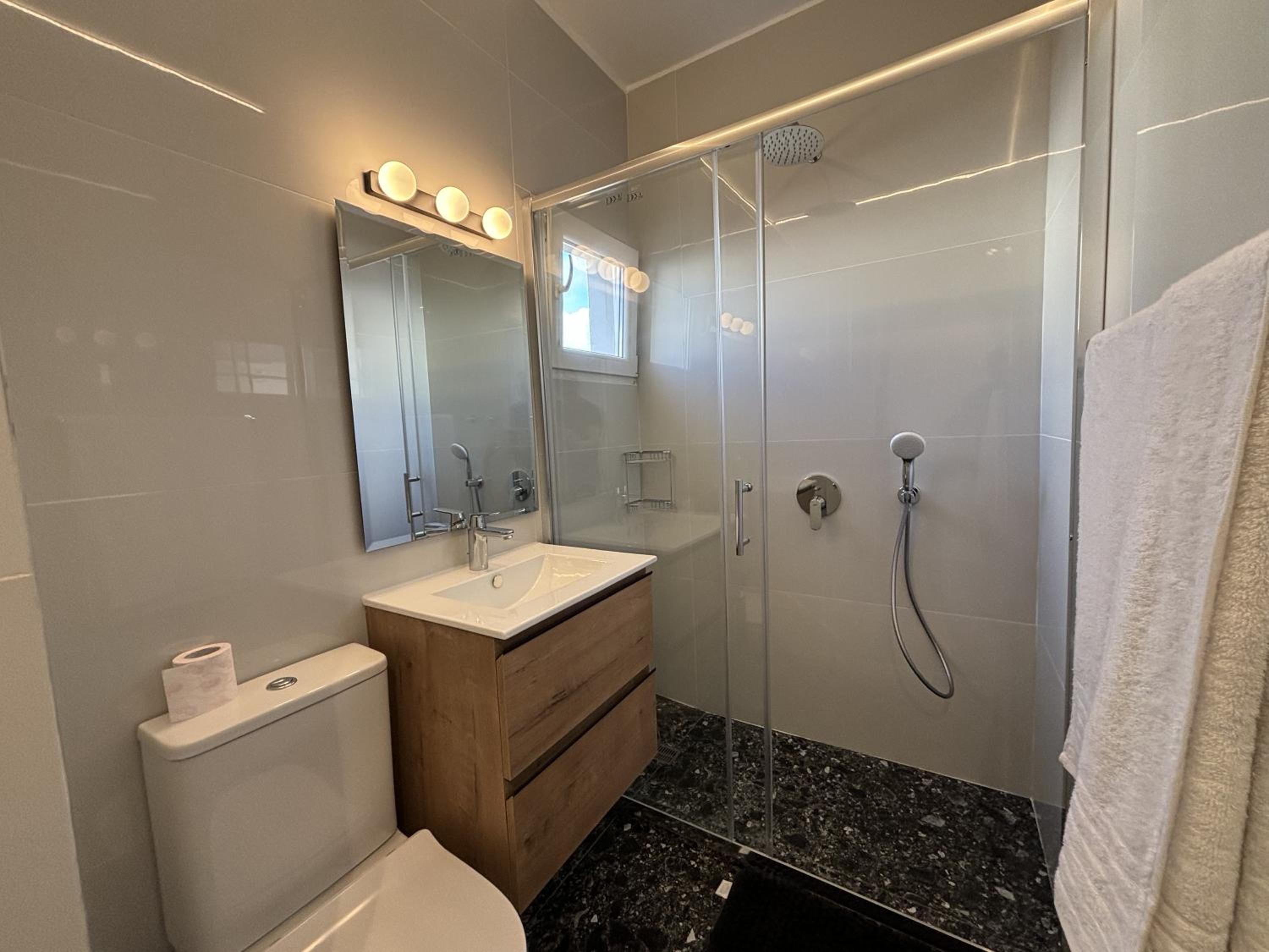 Venus Seaview 2B, Rooftop, PRIME Location, Paphos