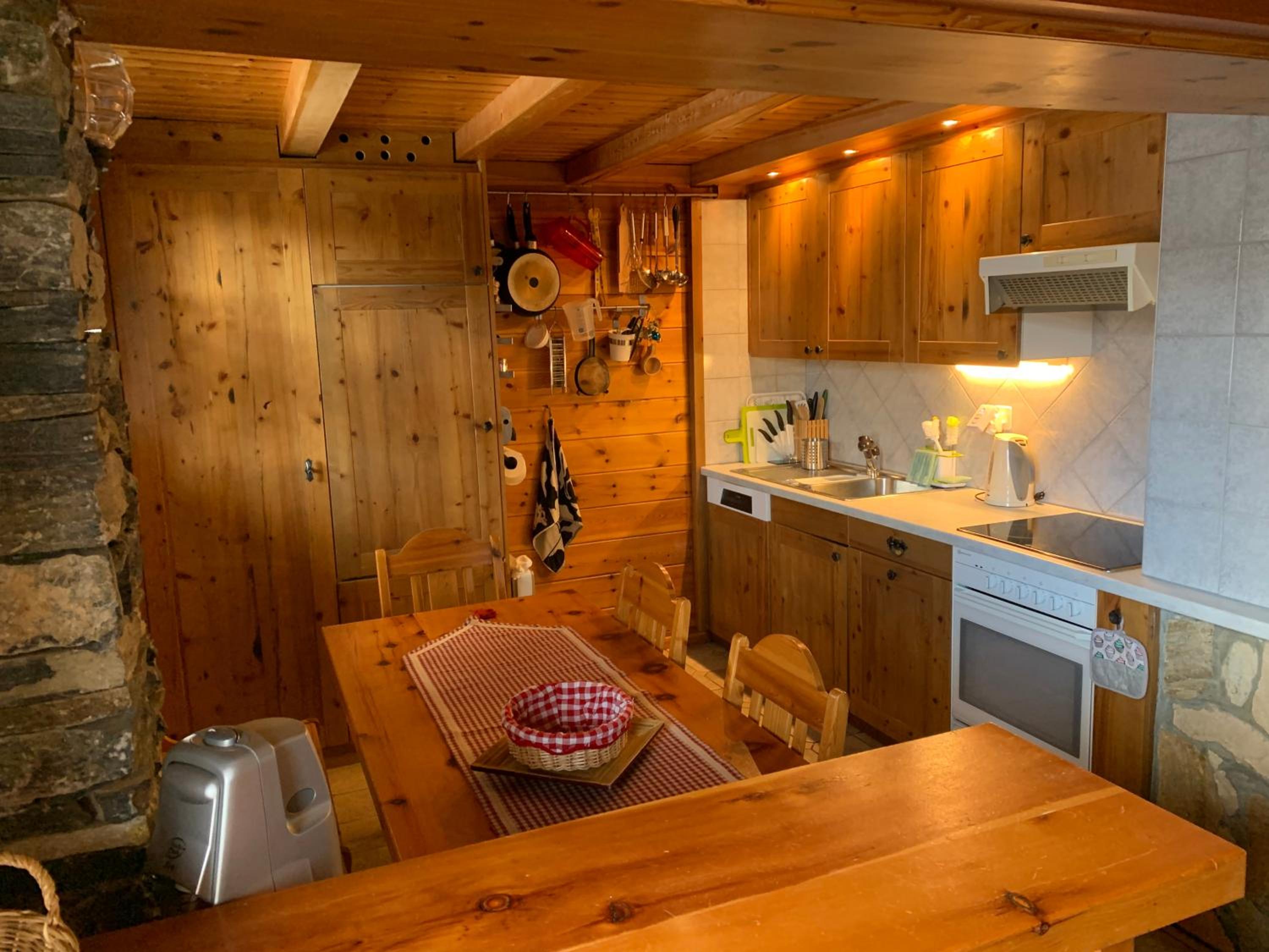 Chalet typique tout confort avec studio en dessous