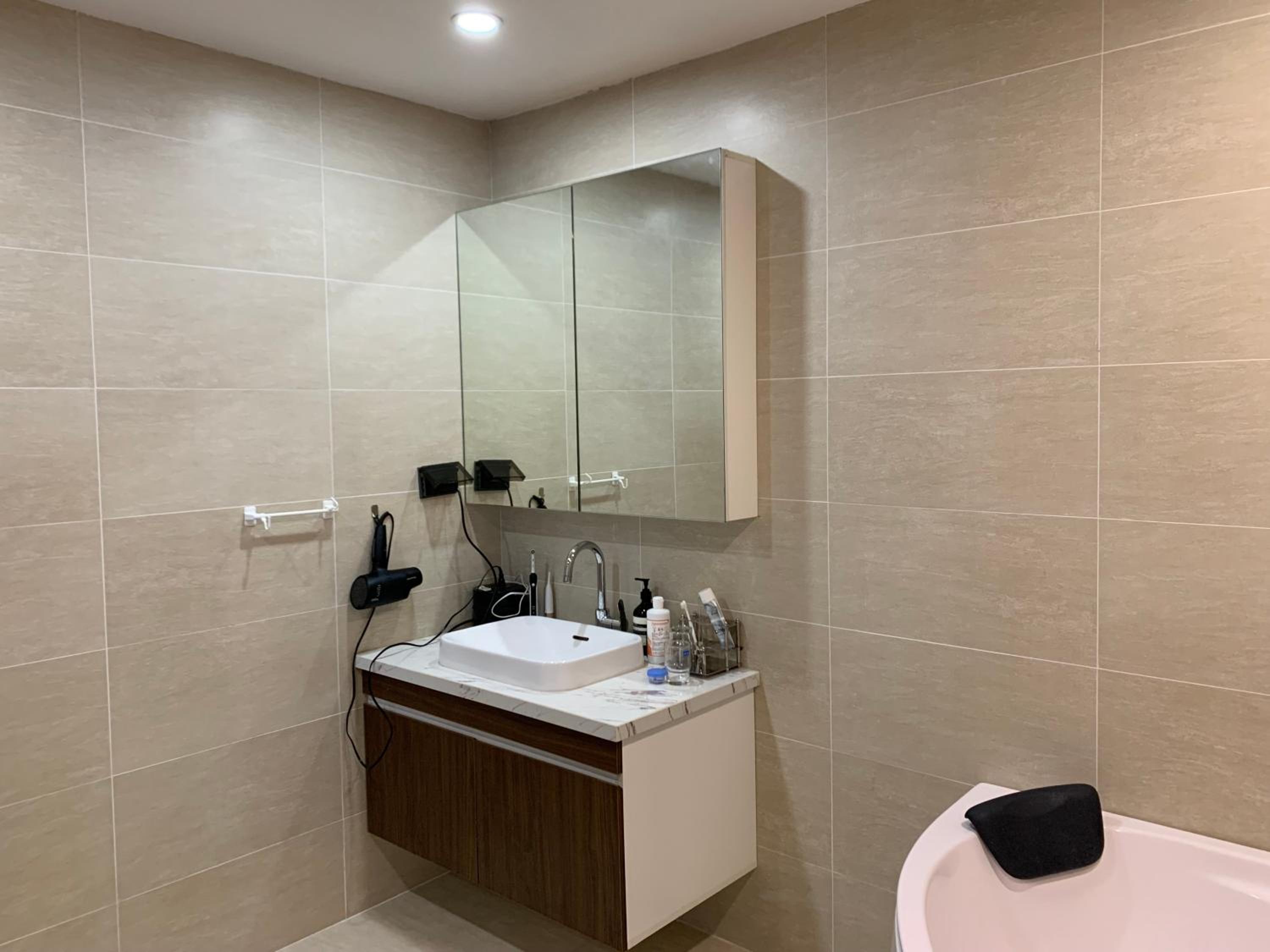 Bao Chau Apart