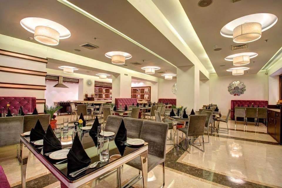 Food & Beverage
