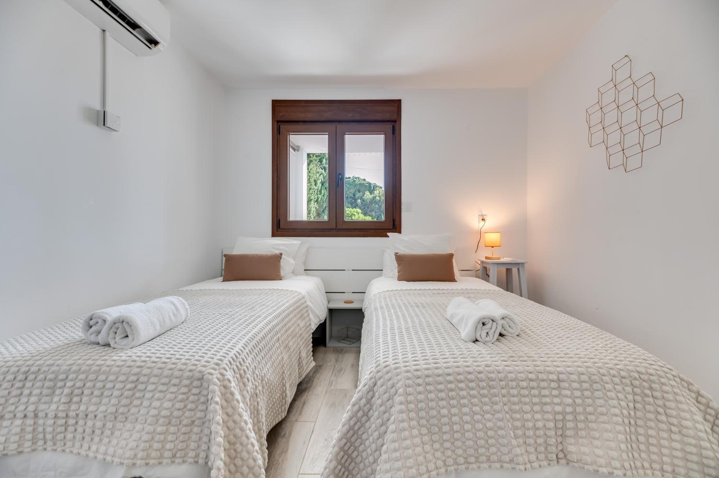 VB Guadalmedina 4BDR Coast-Centre Villa
